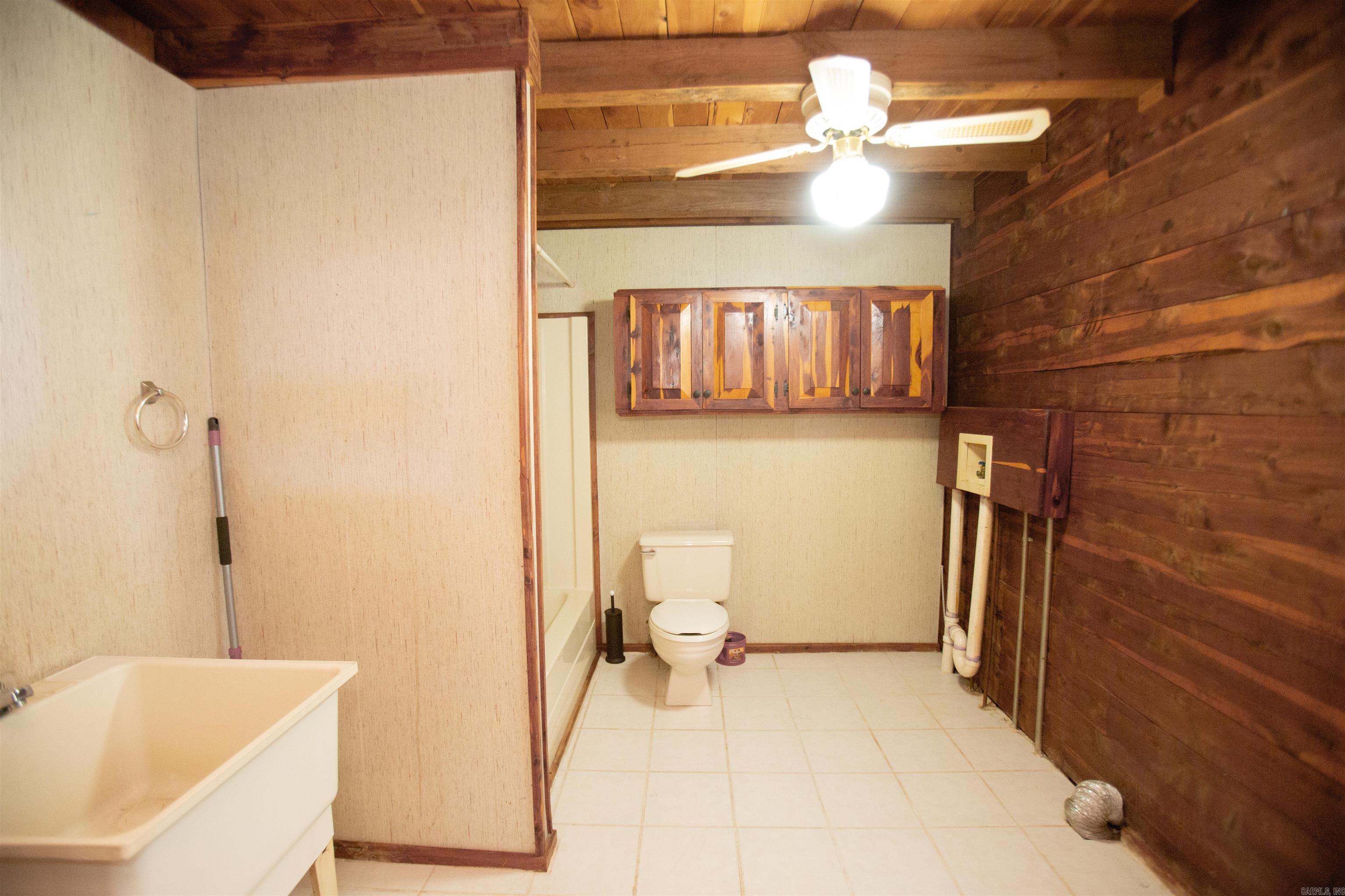 Pickthorne - Residential Lease