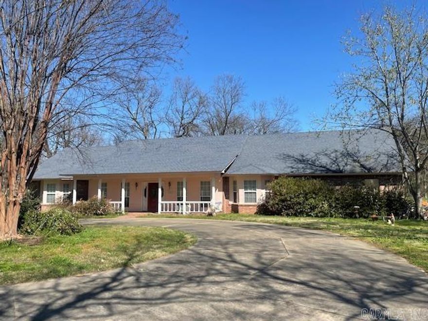 A great home, centrally located in Humphrey Arkansas. Surrounded by lots of land with lots of freedom At the edge is a pond. The inside has open spaces with easy access to many entertaining possibilities including a very spacious family room.  A Circle drive welcomes you to the property and peaceful surroundings.