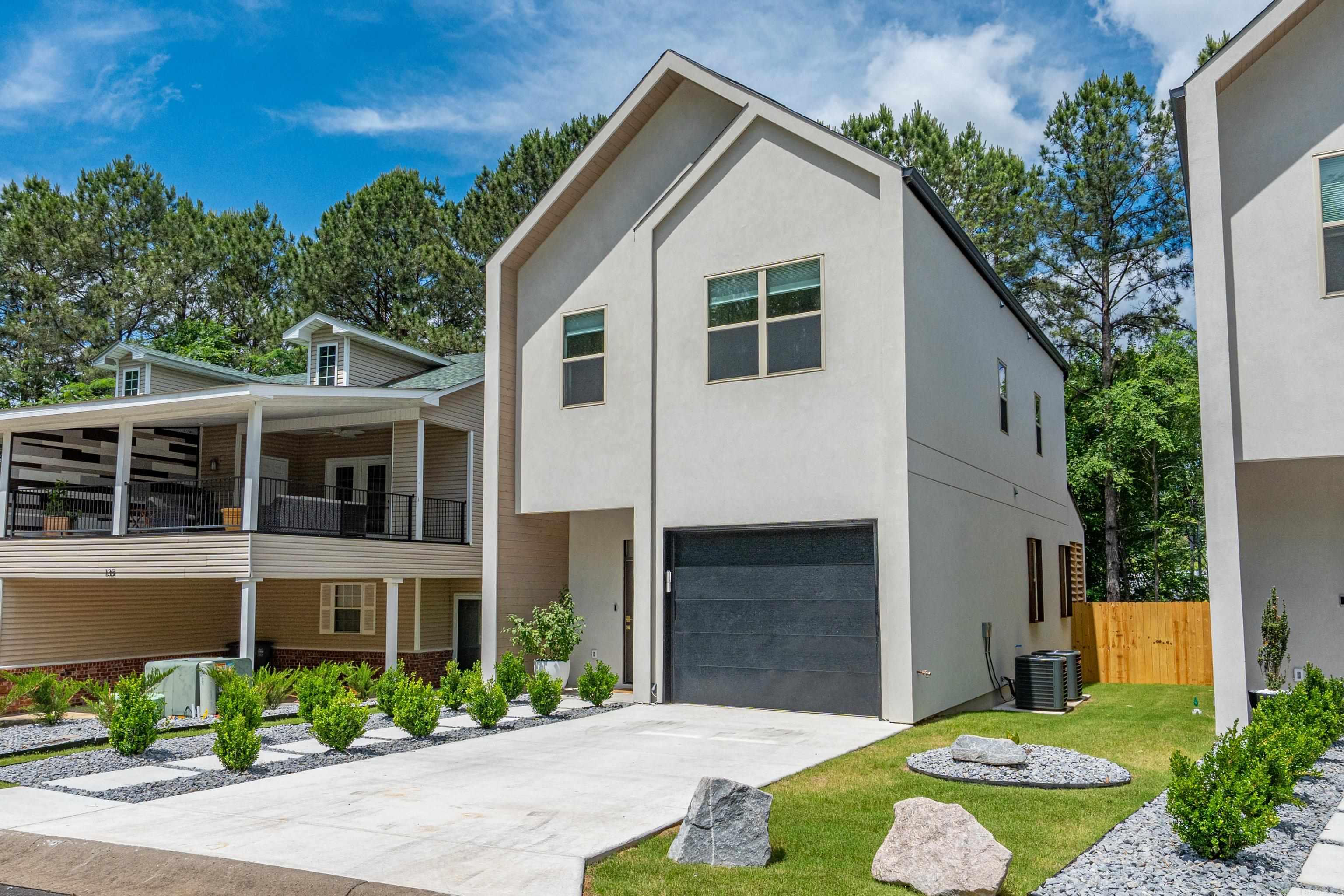 LAKE POINTE GARDEN HOMES - Residential