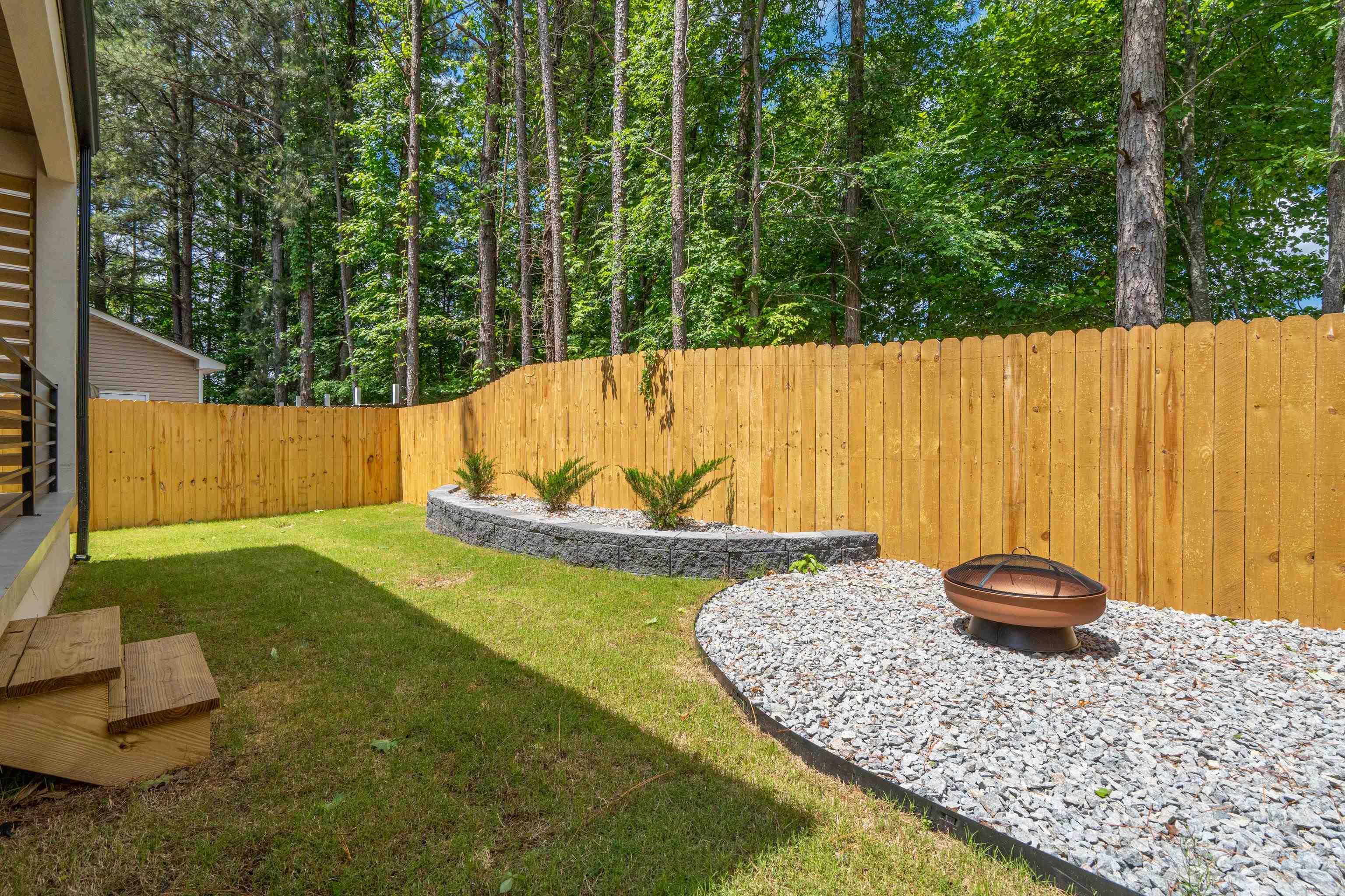 LAKE POINTE GARDEN HOMES - Residential