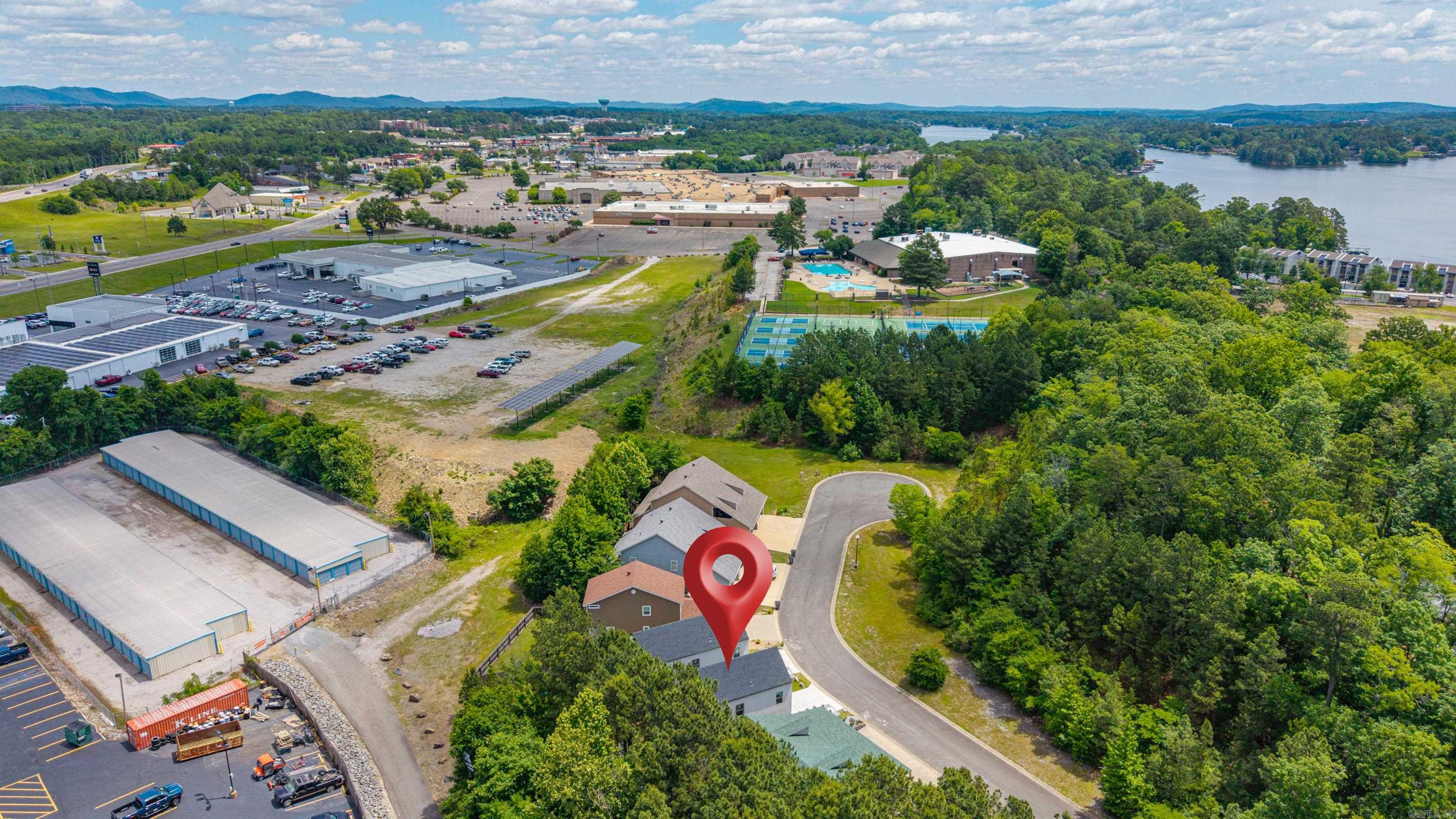 LAKE POINTE GARDEN HOMES - Residential