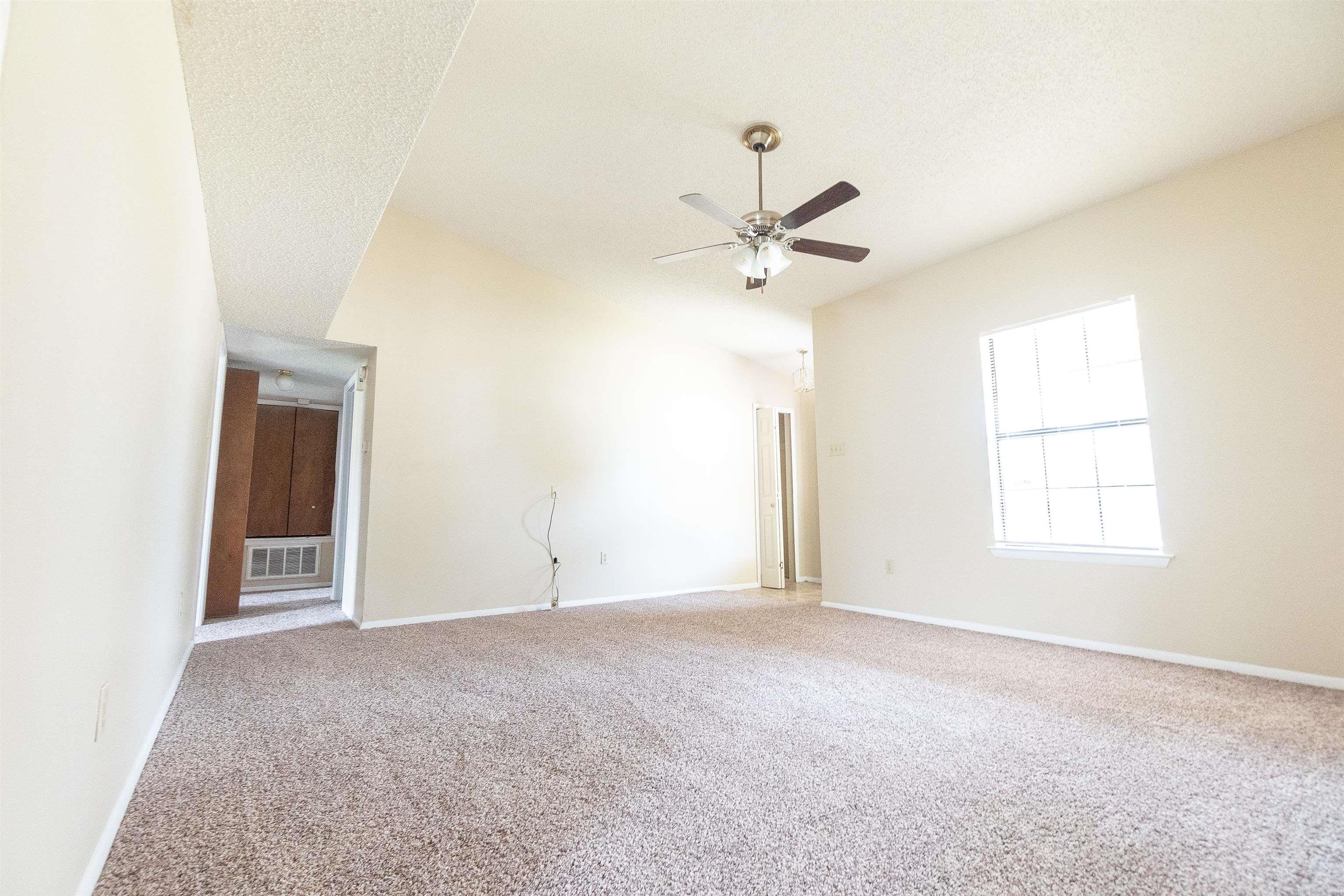 WOODBRIAR - Residential