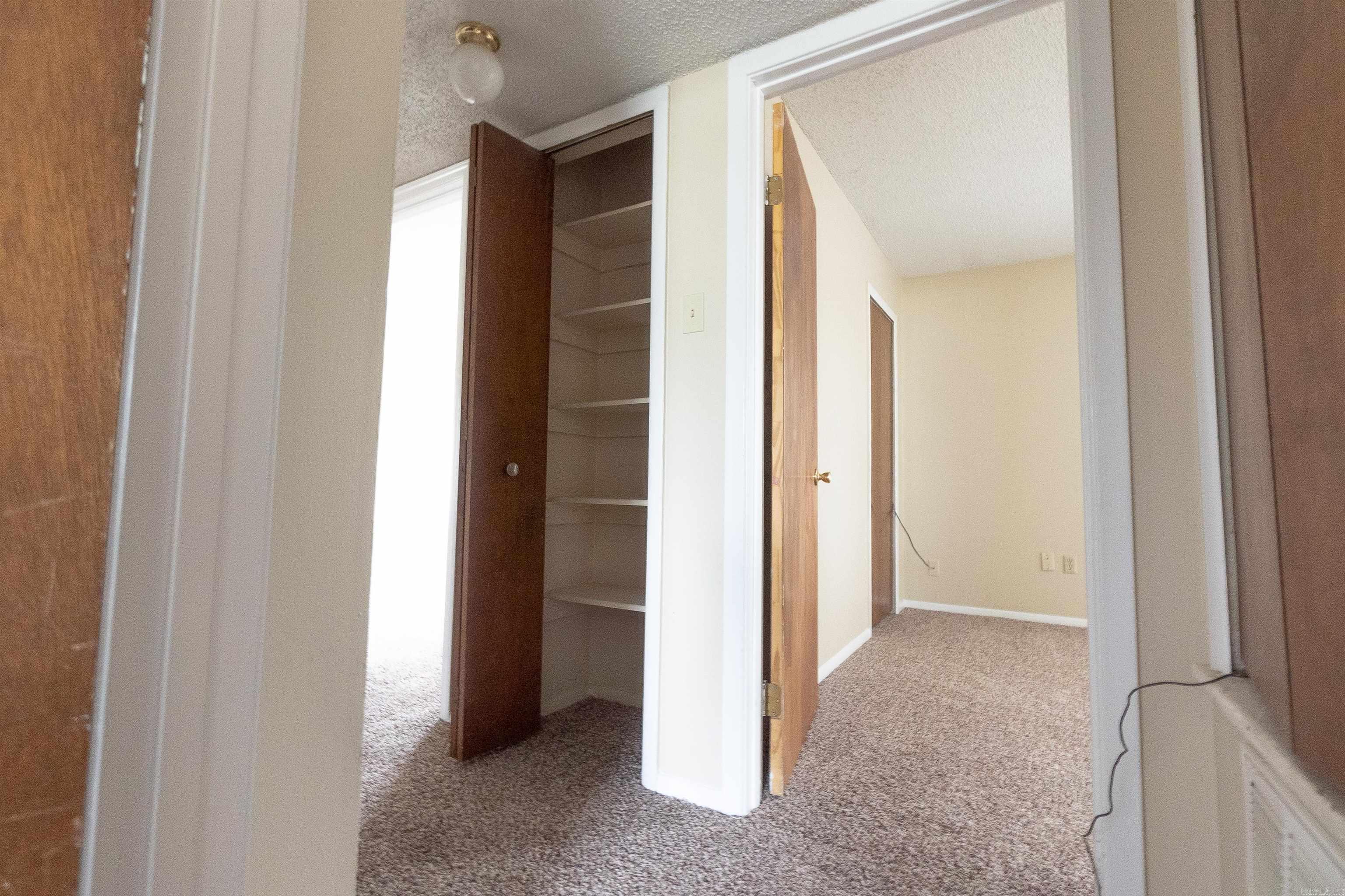 WOODBRIAR - Residential