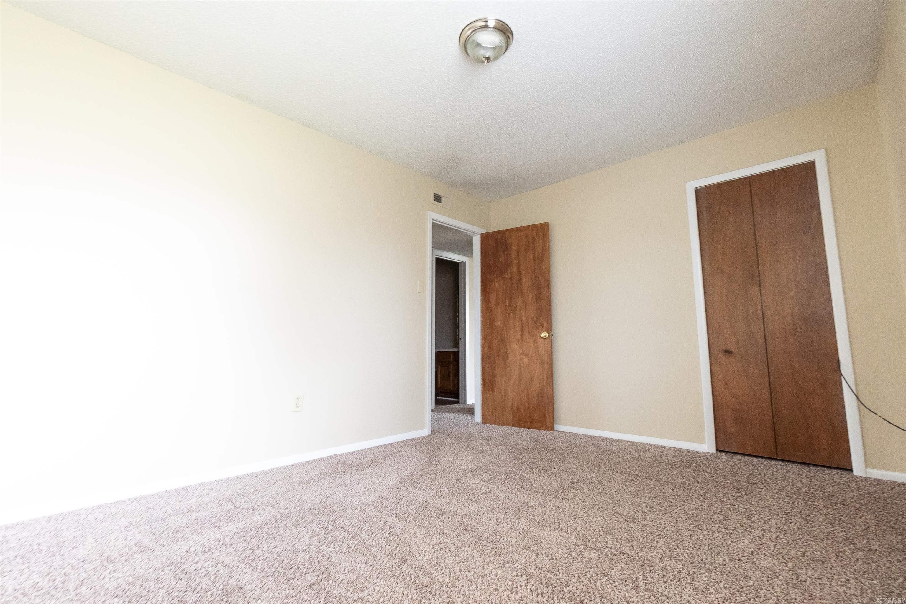 WOODBRIAR - Residential