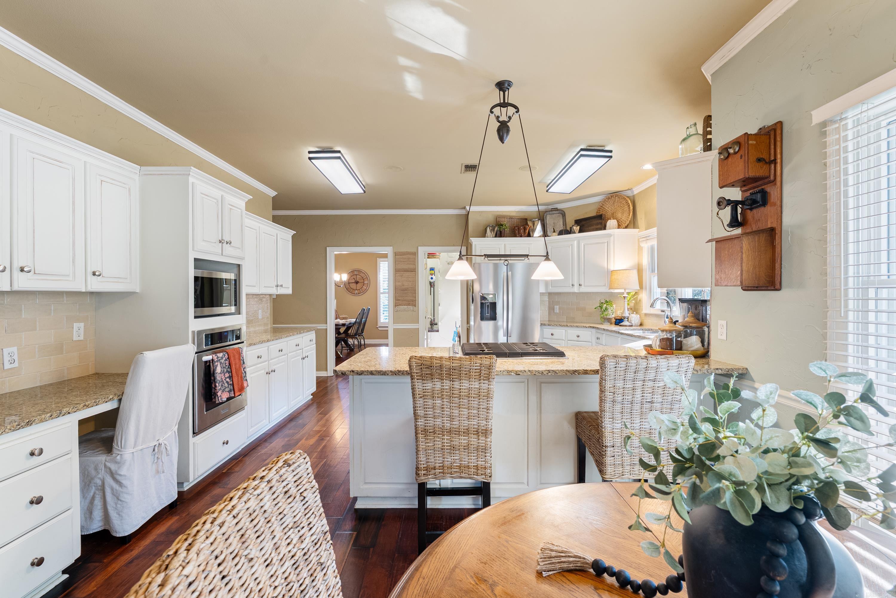 PIPPINPOST - Residential