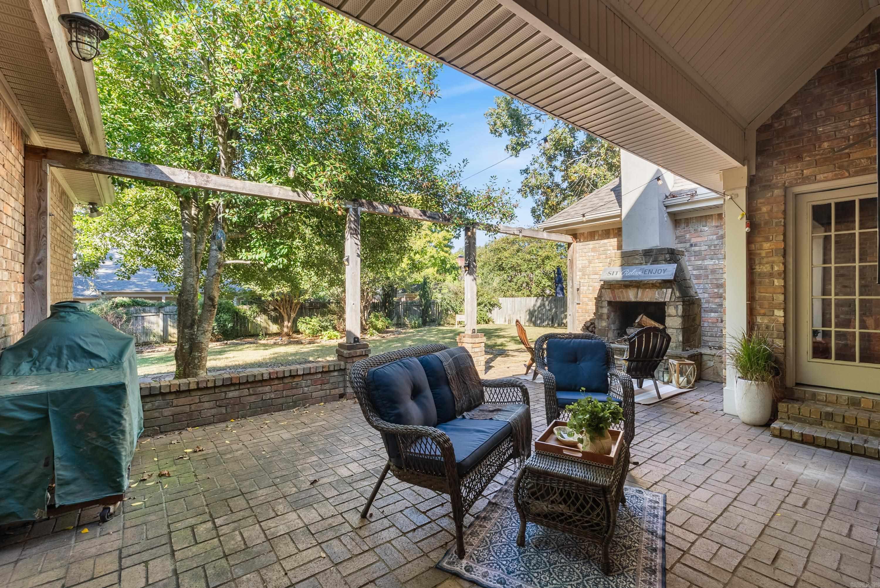 PIPPINPOST - Residential