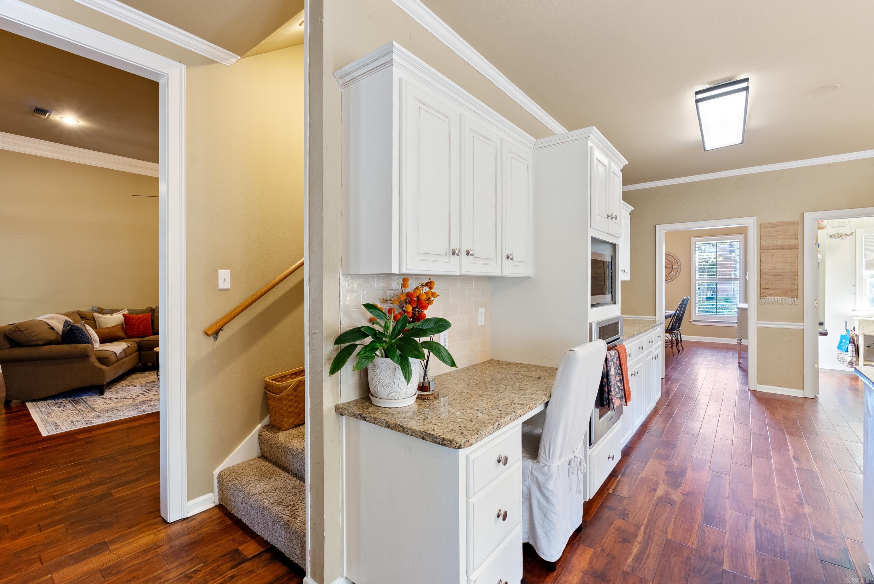 PIPPINPOST - Residential