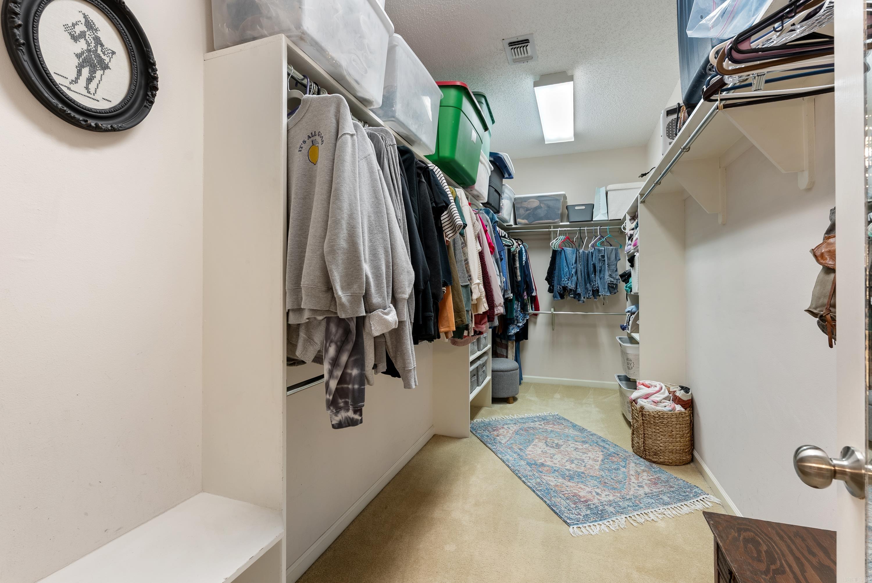 PIPPINPOST - Residential