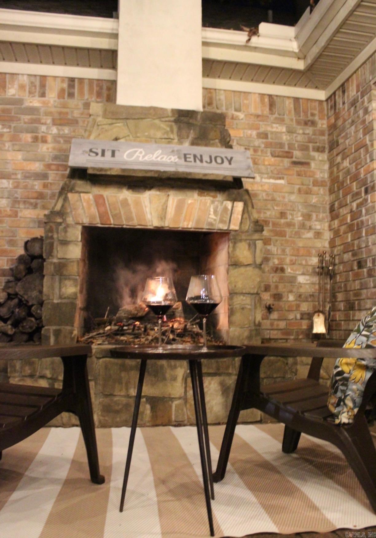 PIPPINPOST - Residential