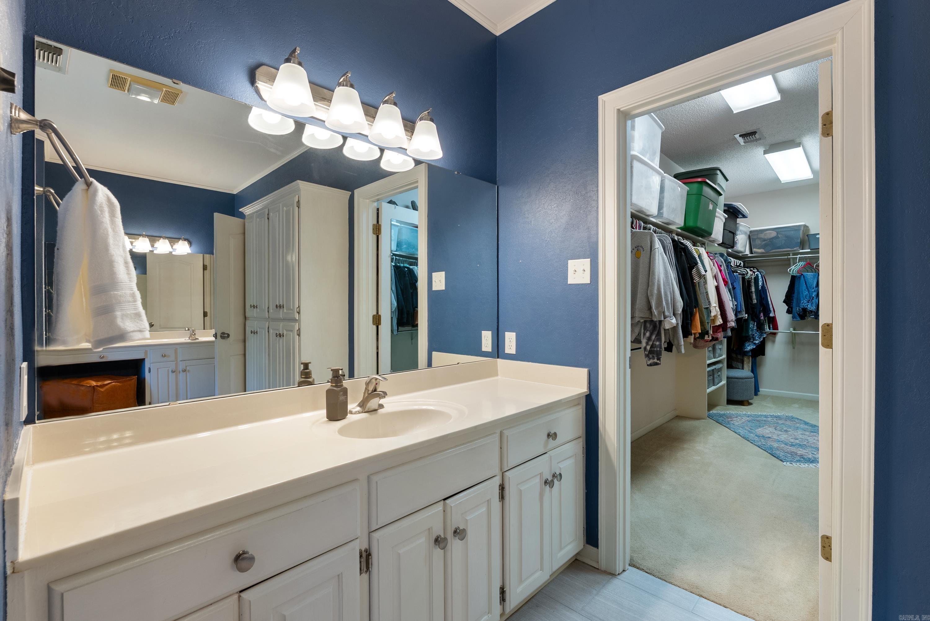 PIPPINPOST - Residential