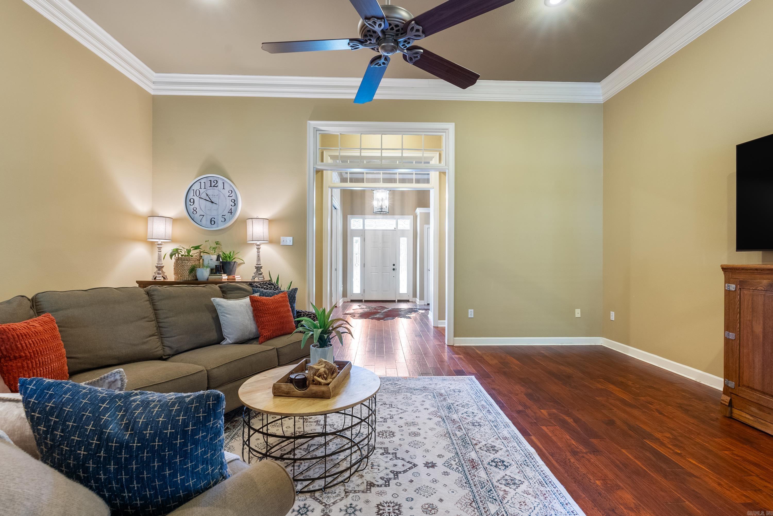 PIPPINPOST - Residential