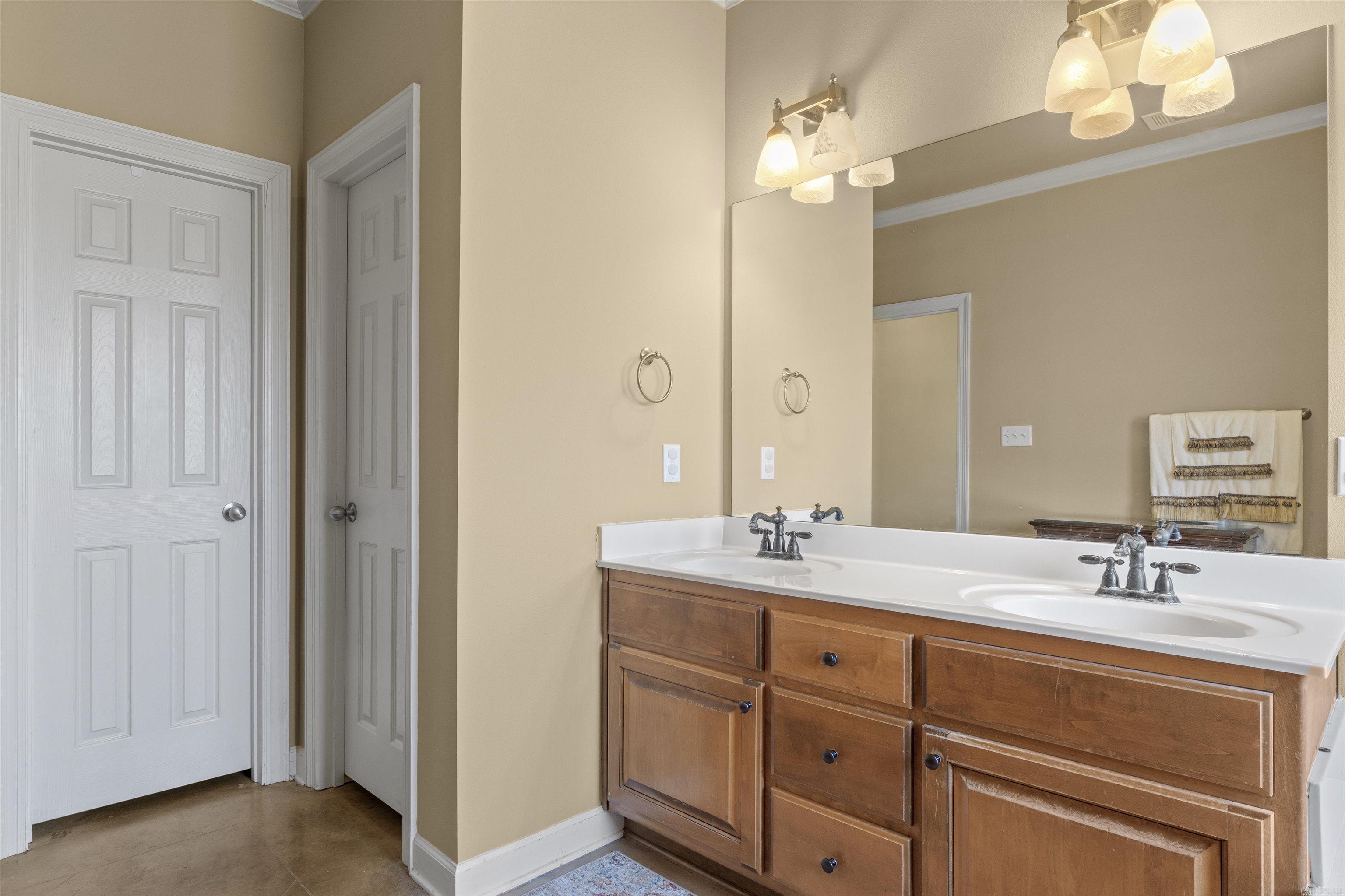 J W ESTATES - Residential