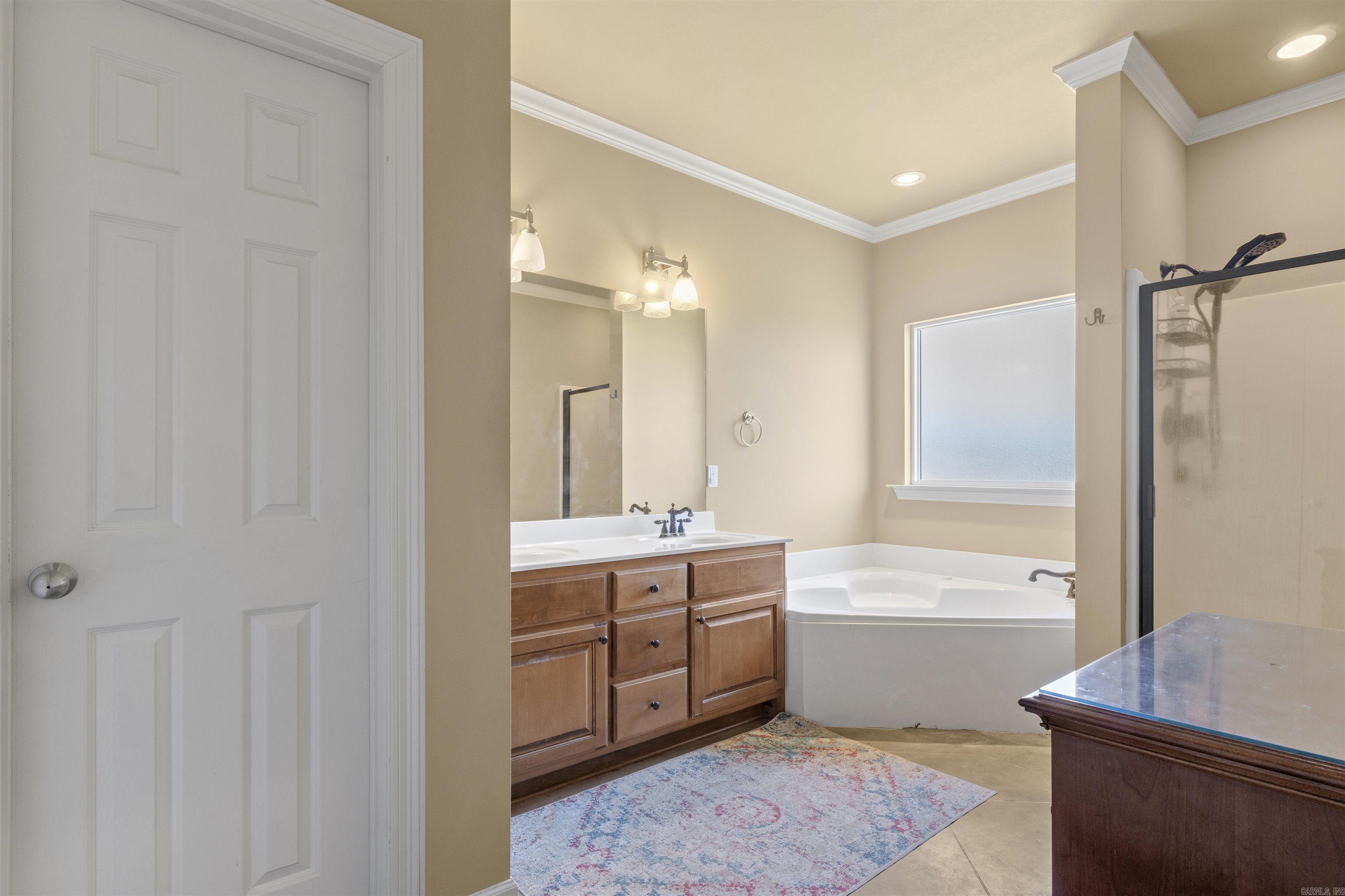 J W ESTATES - Residential