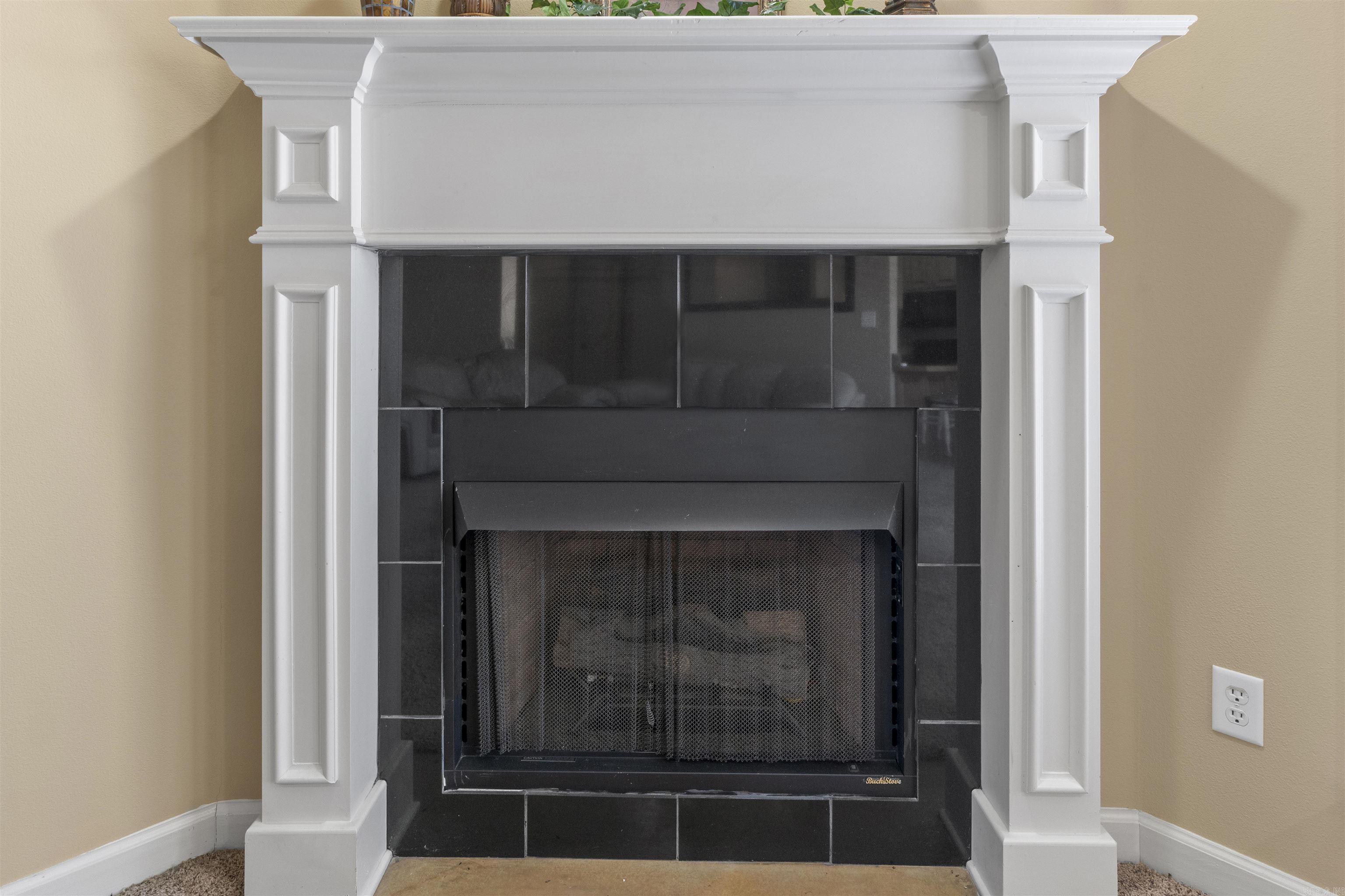 J W ESTATES - Residential