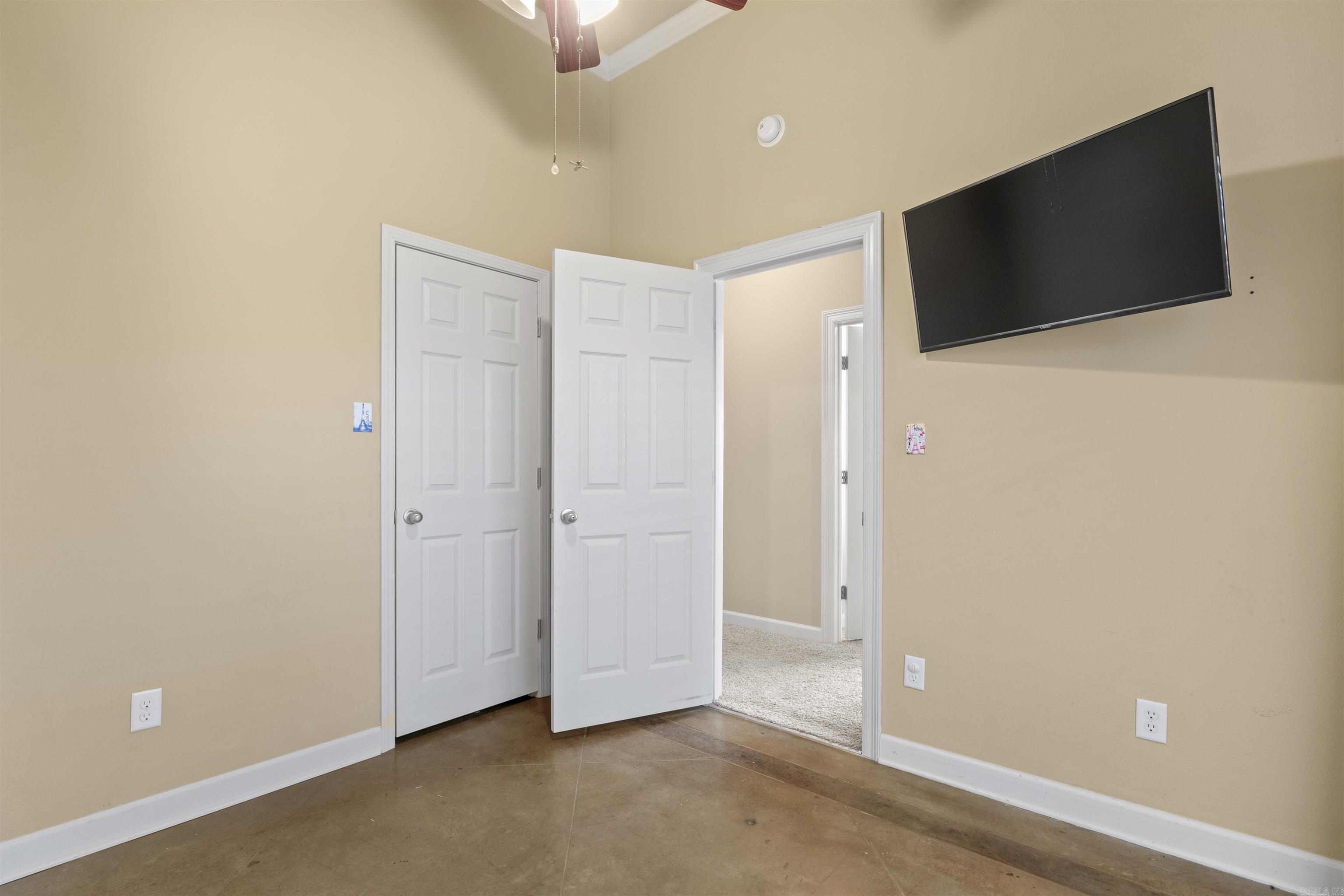 J W ESTATES - Residential