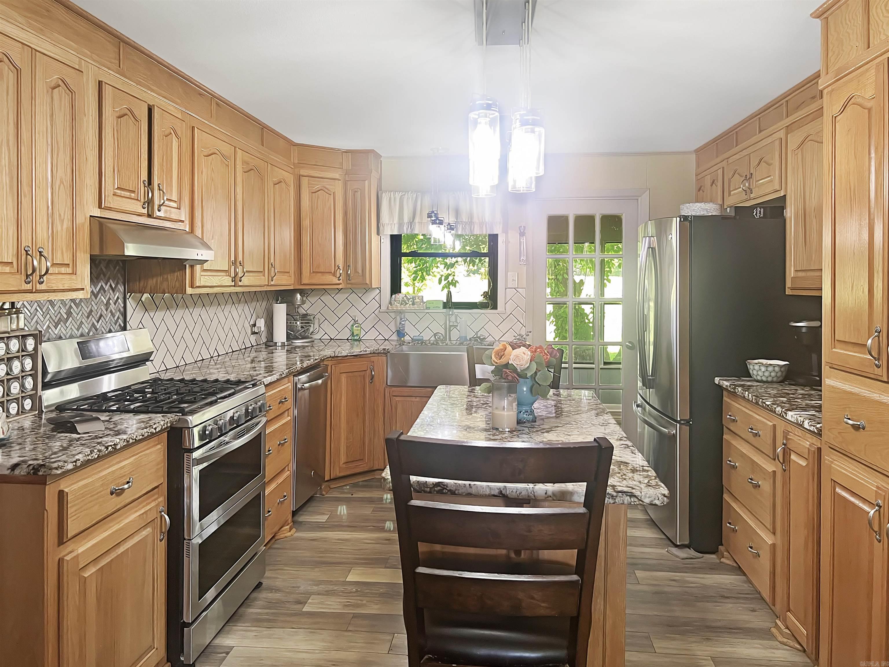 CLYDE ADDITION LONO - Residential