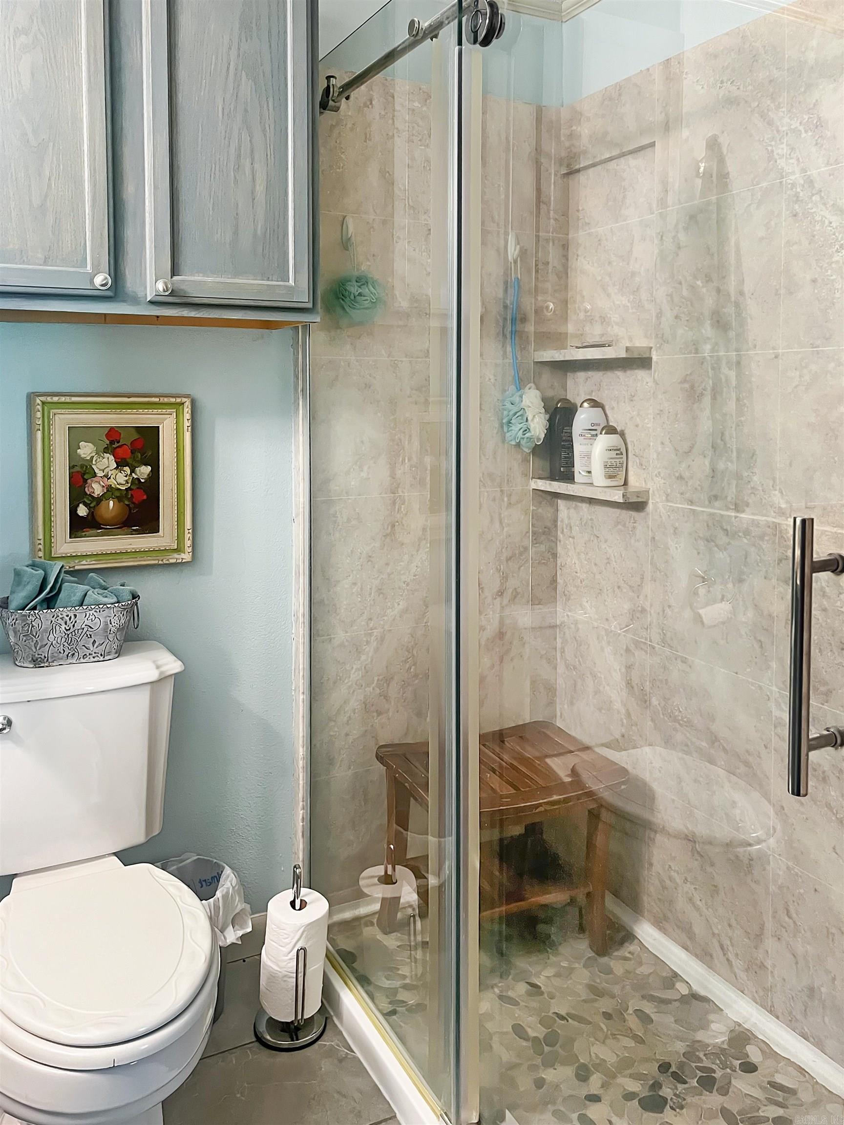 CLYDE ADDITION LONO - Residential