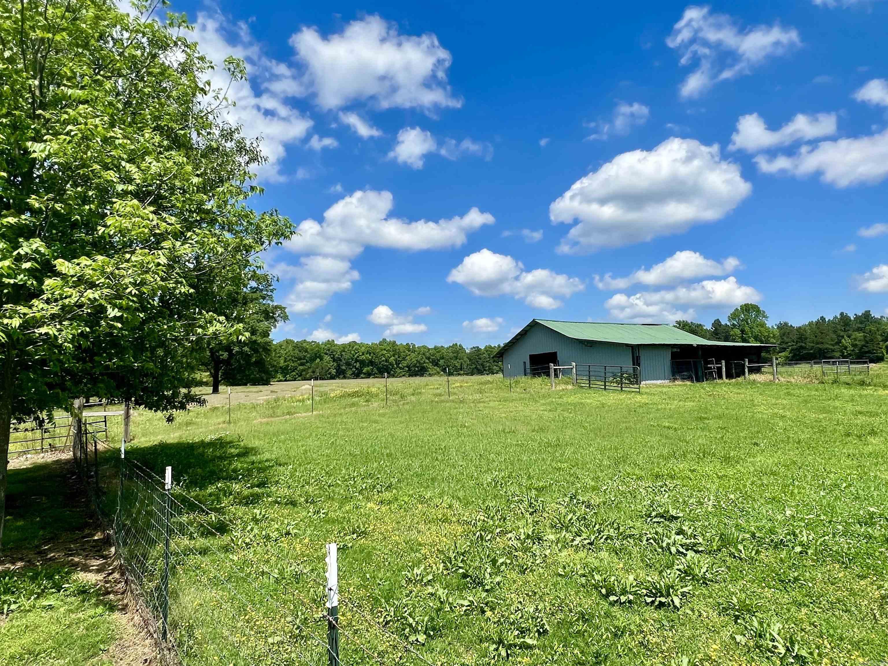 CLYDE ADDITION LONO - Residential