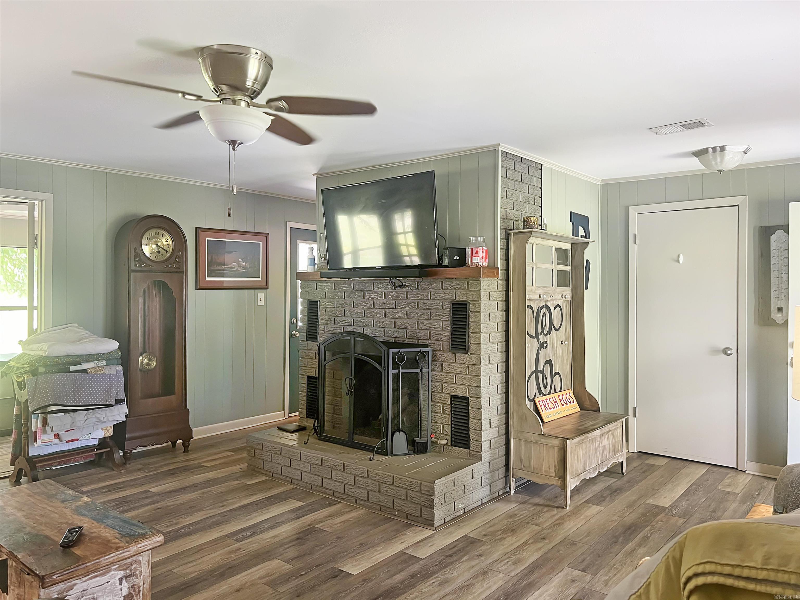 CLYDE ADDITION LONO - Residential