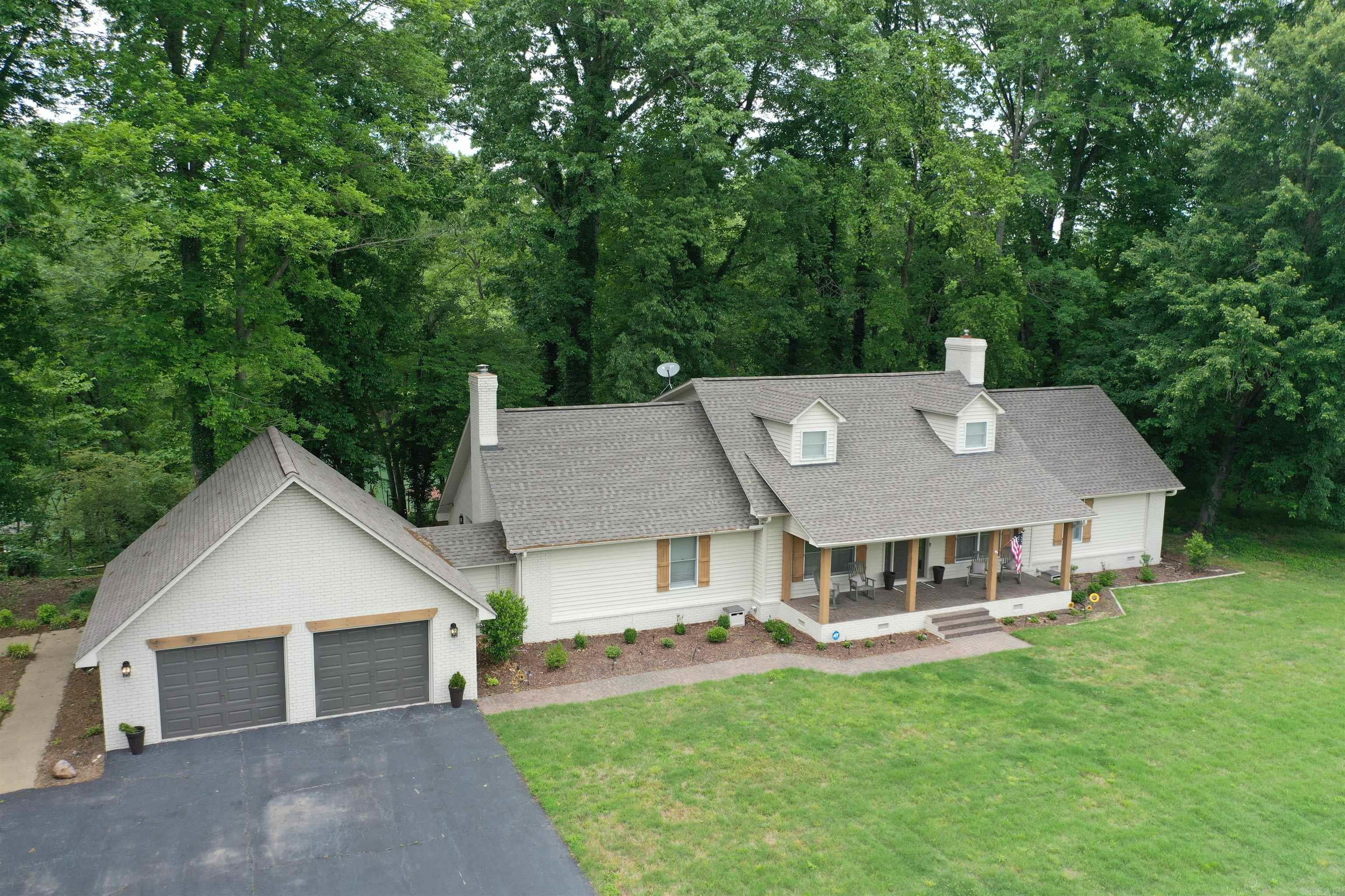 River Drive Estates South - Residential