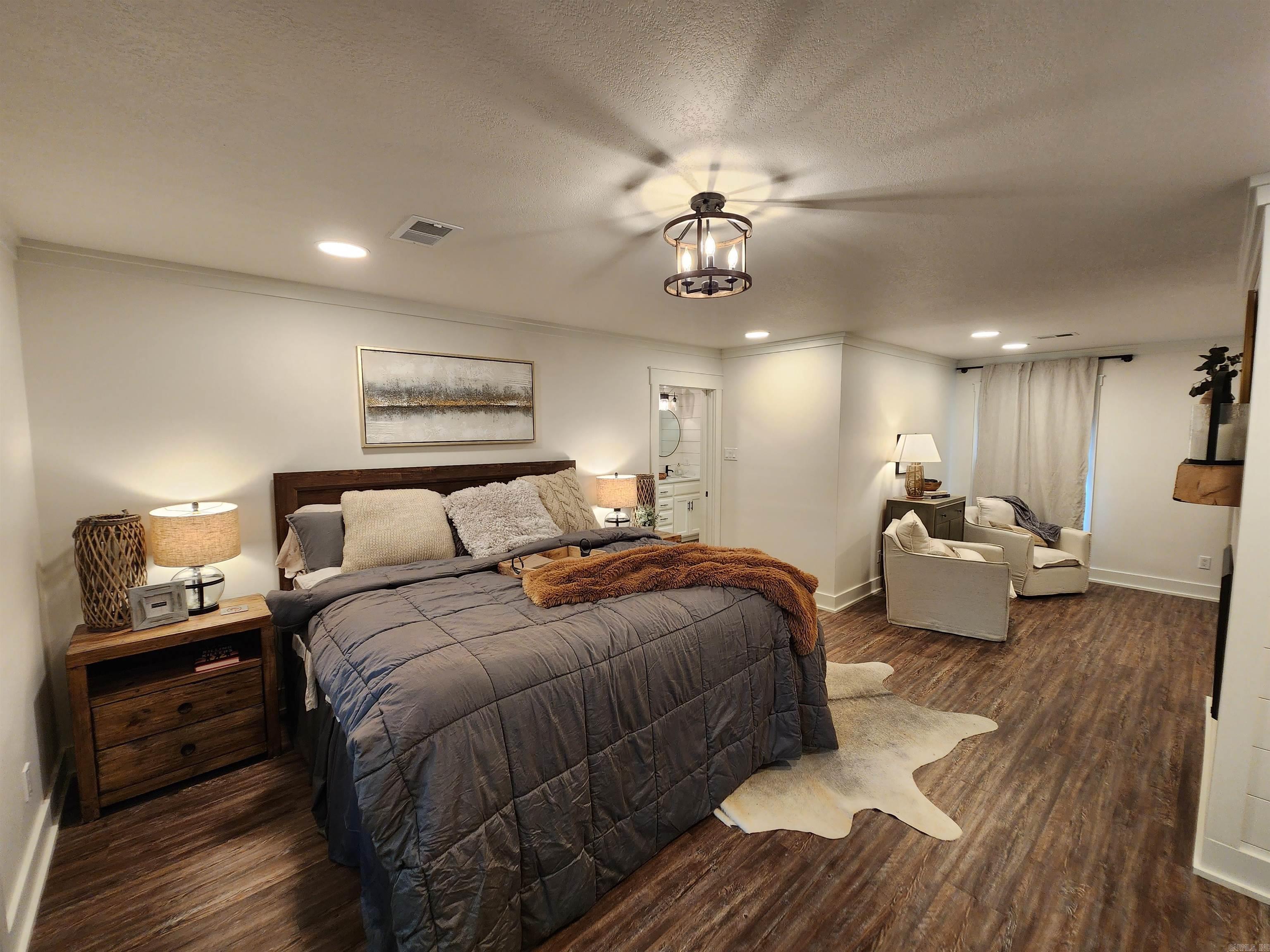 River Drive Estates South - Residential