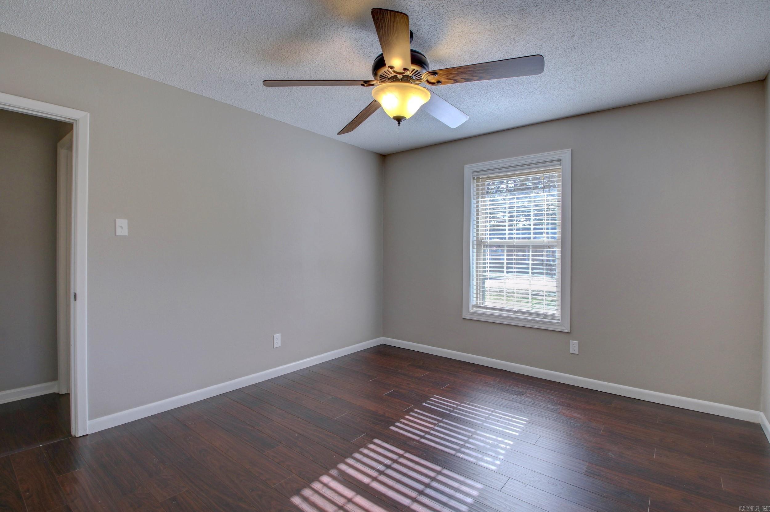 ARBOR OAKS - Residential