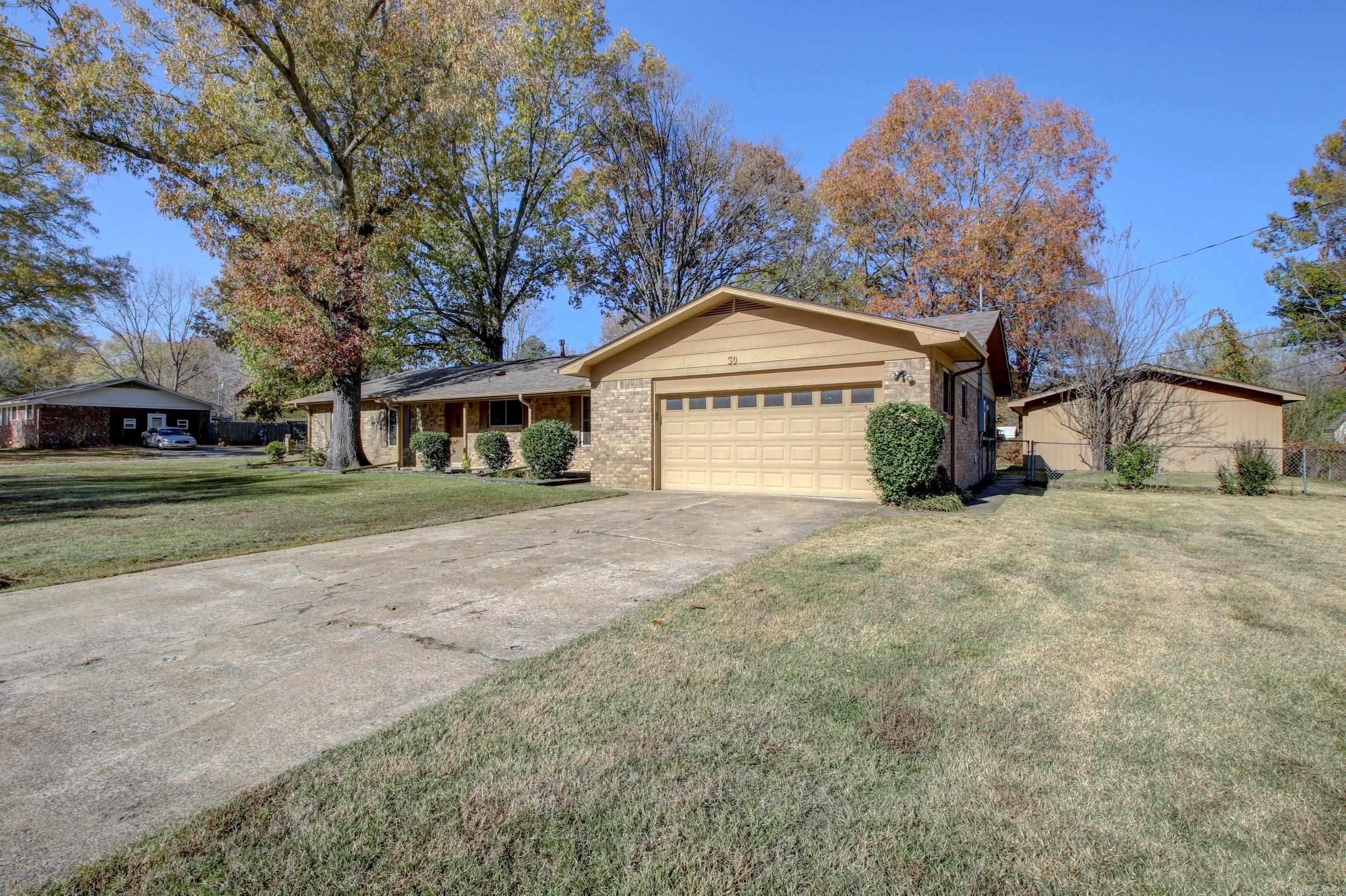 ARBOR OAKS - Residential