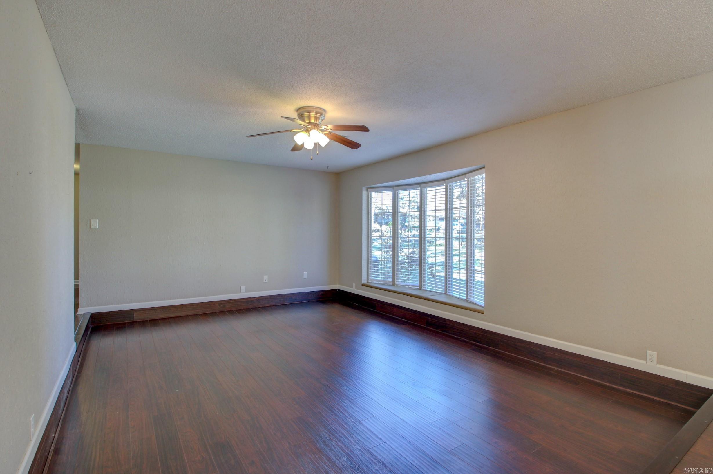 ARBOR OAKS - Residential