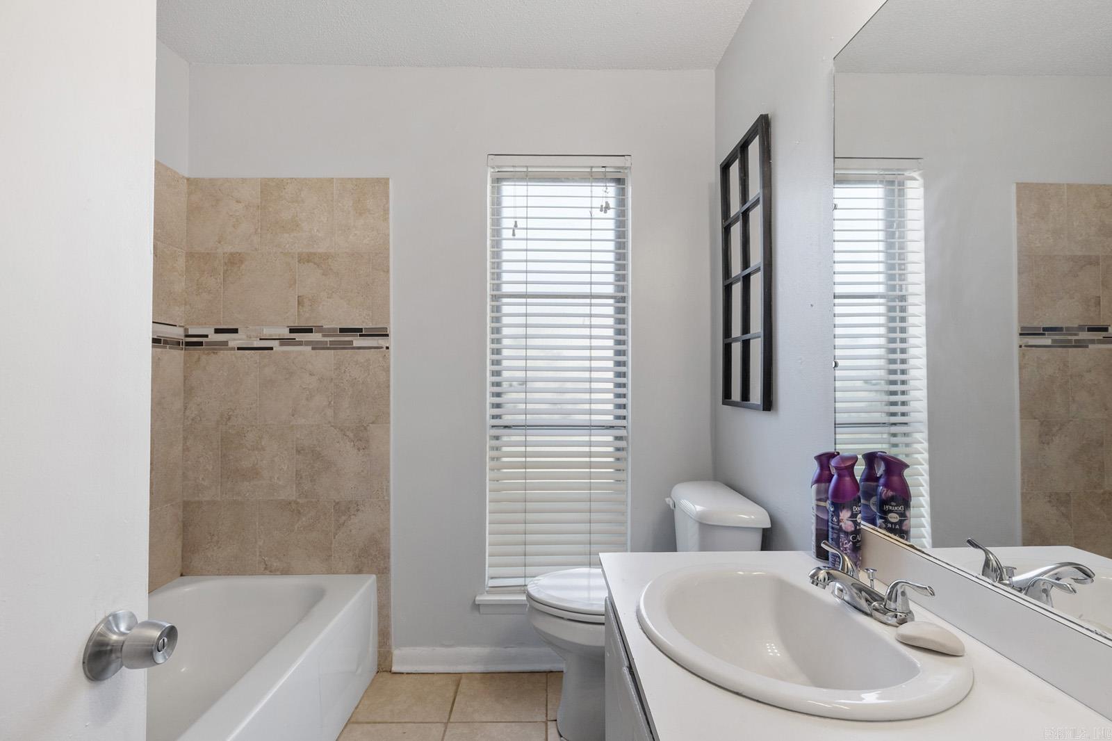 BAMBOO VILLAGE - Residential