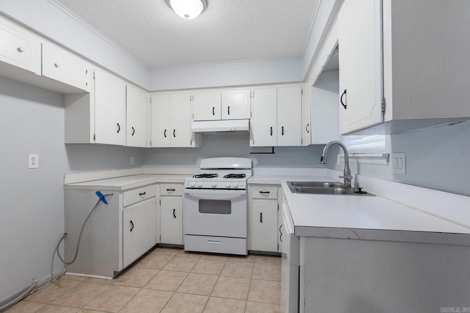 BAMBOO VILLAGE - Residential