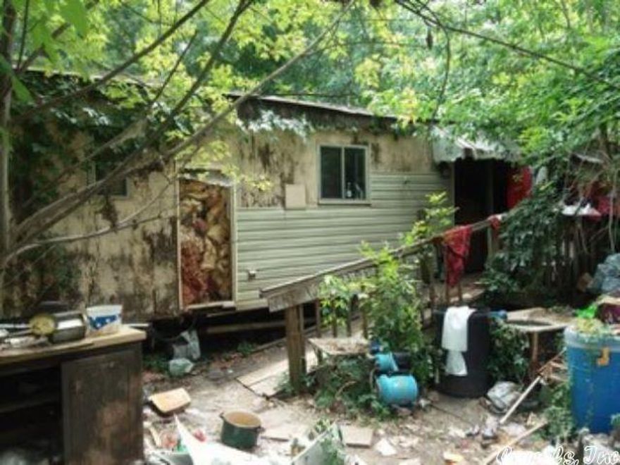 Property with highway and interstate visibility.  Large Shop.