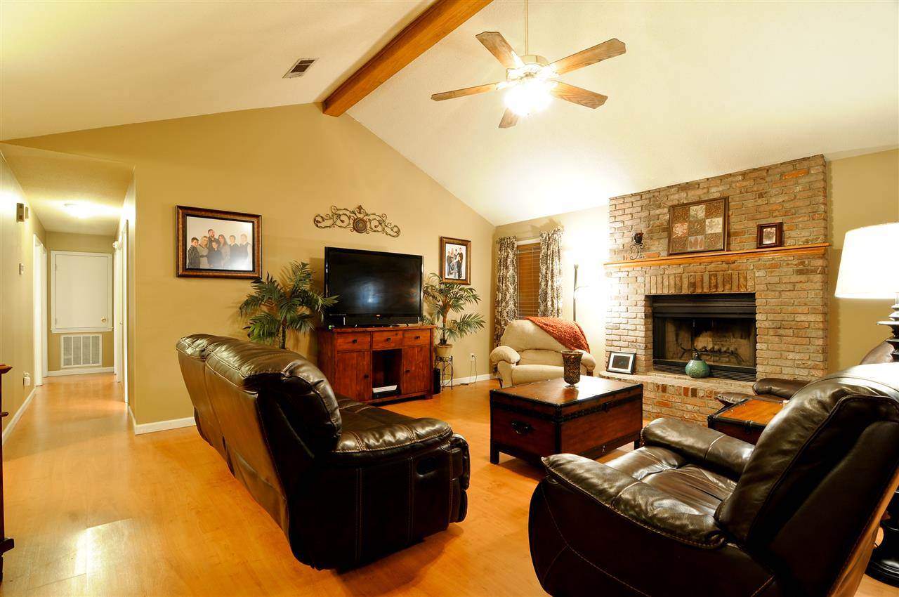 Crestwood - Residential