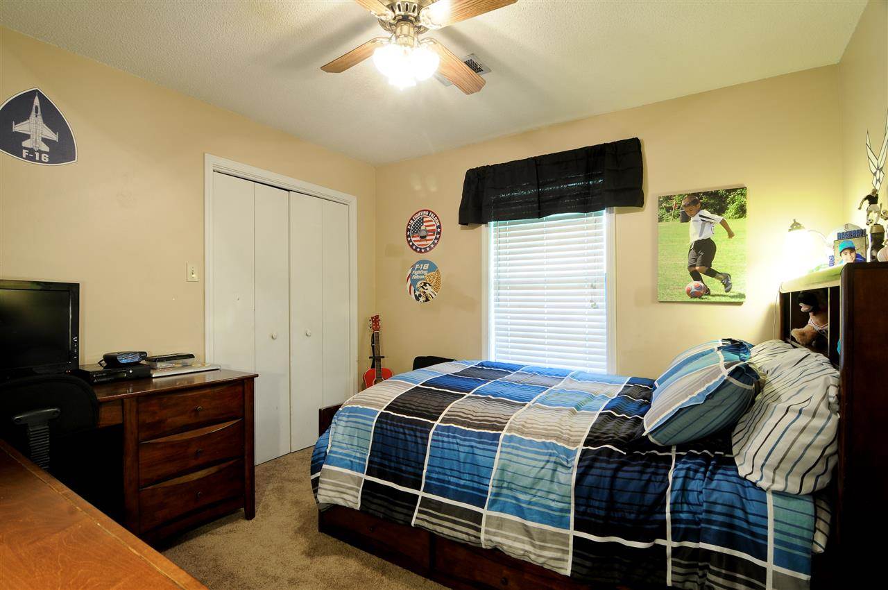 Crestwood - Residential