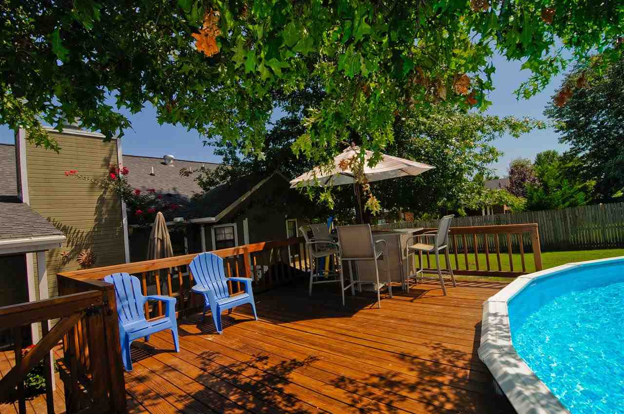 Crestwood - Residential