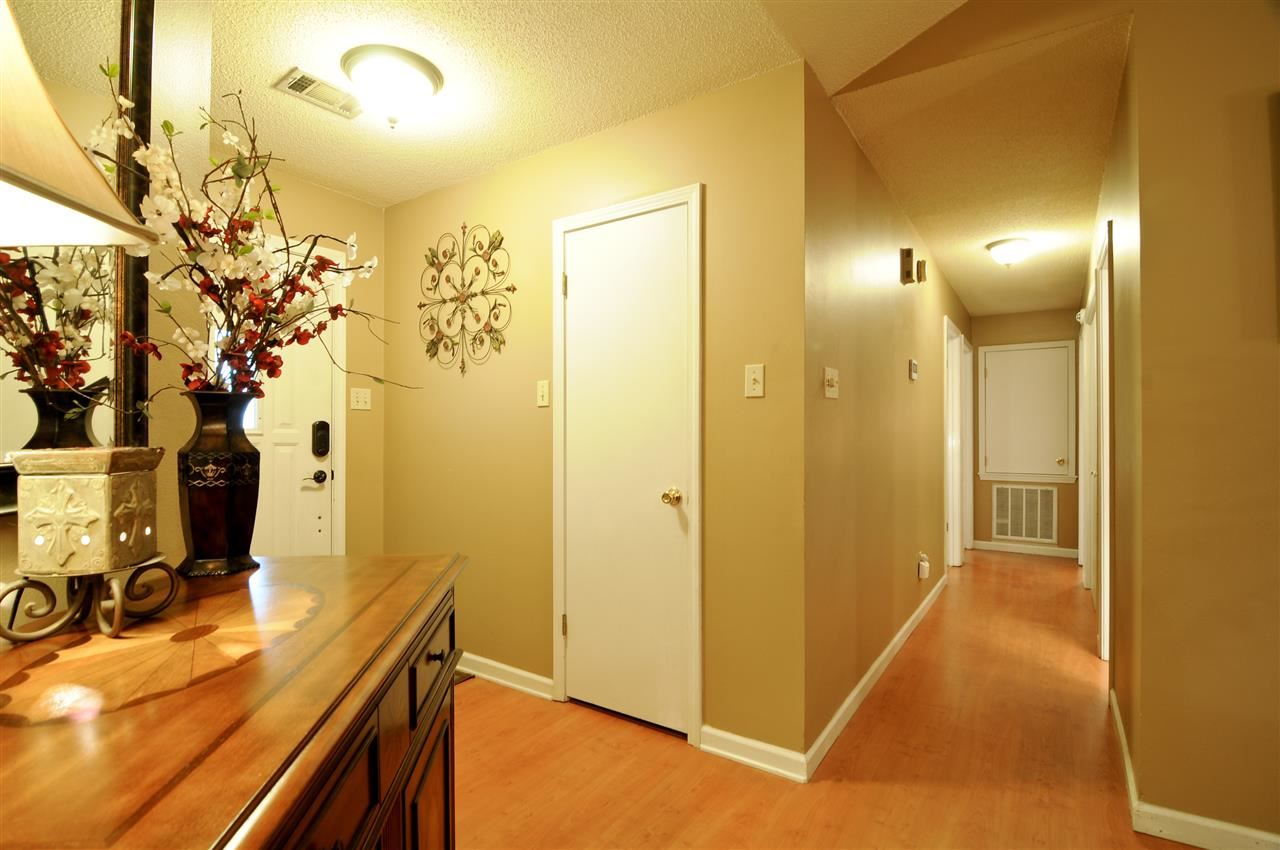 Crestwood - Residential