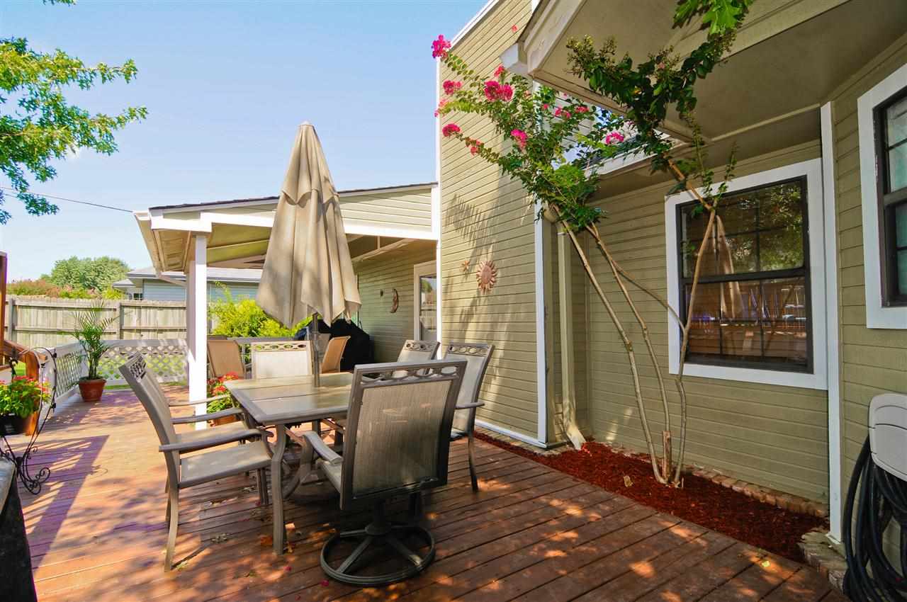 Crestwood - Residential