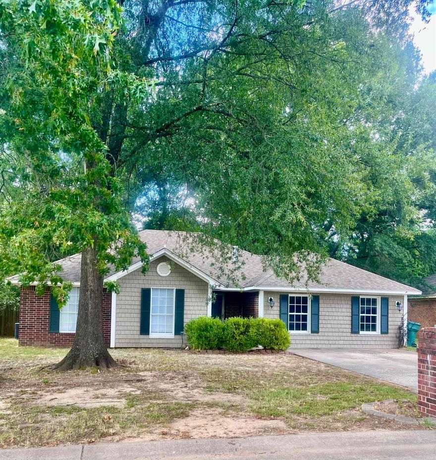 Updated and ready to move in! This 4 bed, 2bath home is great in so many ways. The location can't be beat. Shopping is minutes away. You are a block away from Carl Stuart & Marguerite Vann. 3 blocks from UCA. Inside you will find updates from top to bottom. Granite countertops with updated cabinets, LVP flooring throughout, New paint from ceilings to baseboards. New lighting and doorknobs, even! The 4th bedroom can be used as a den or flex room if needed.