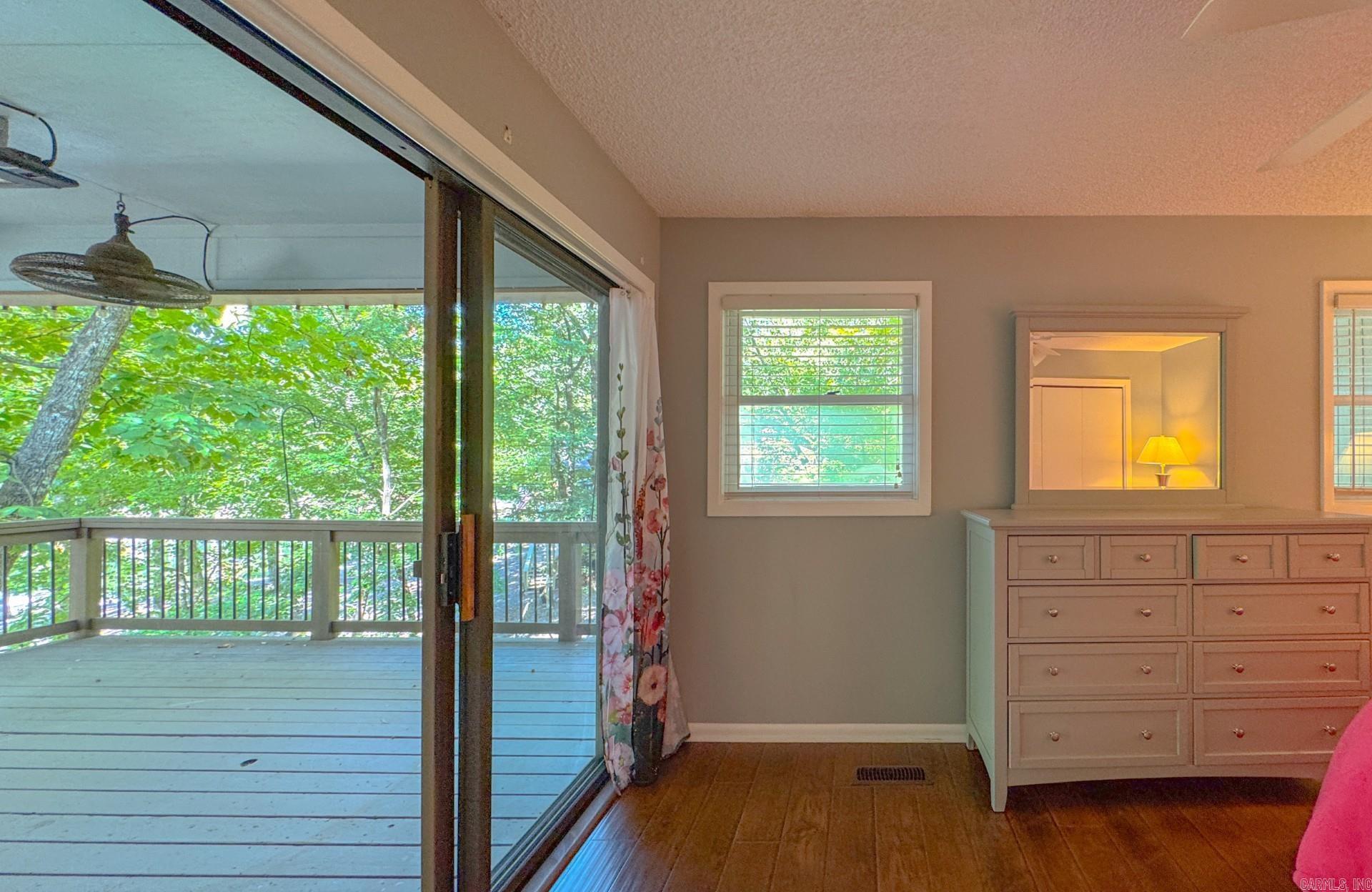 Madrid Courts - Residential