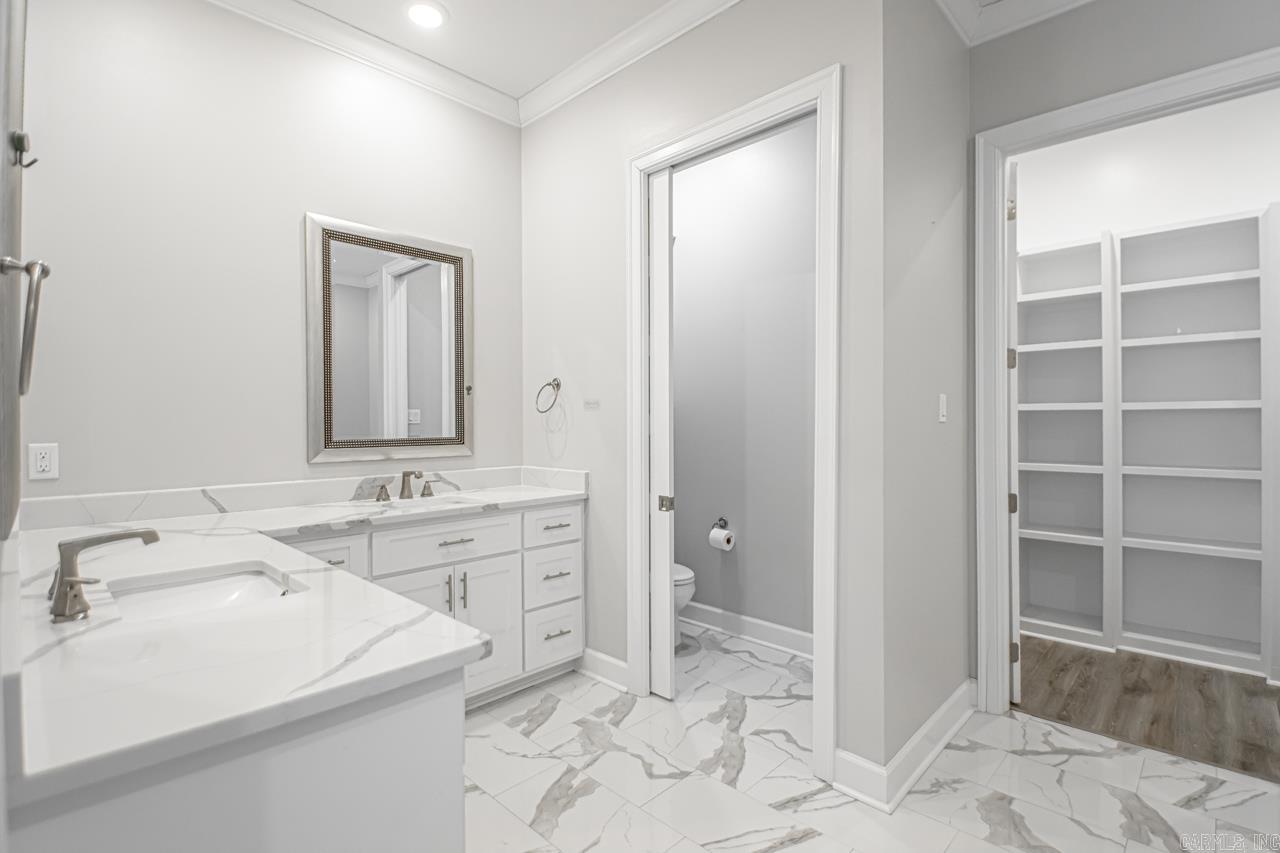 WILDWOOD PLACE - Residential