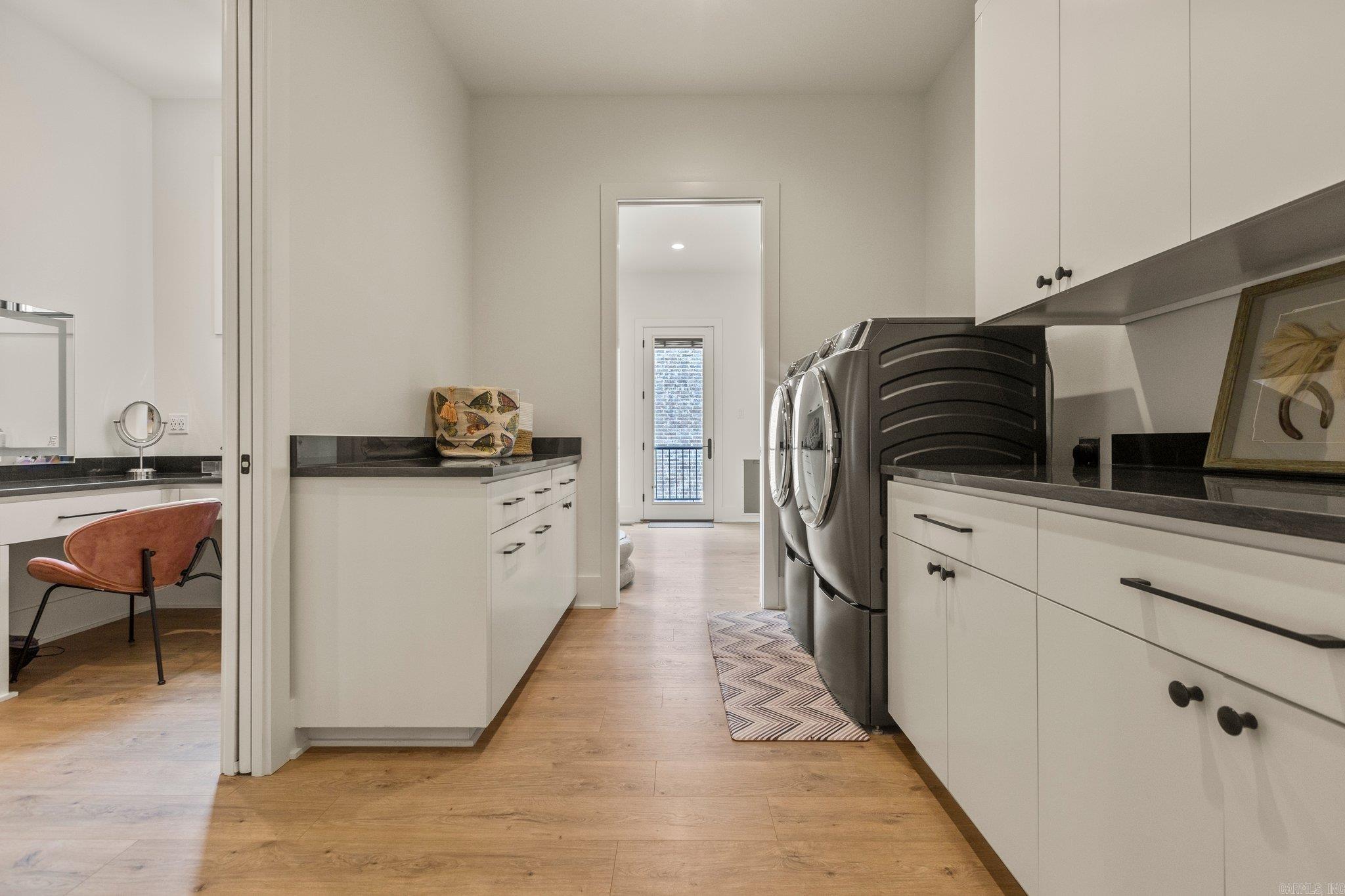 CHENAL VALLEY "FALSTONE COURT" - Residential