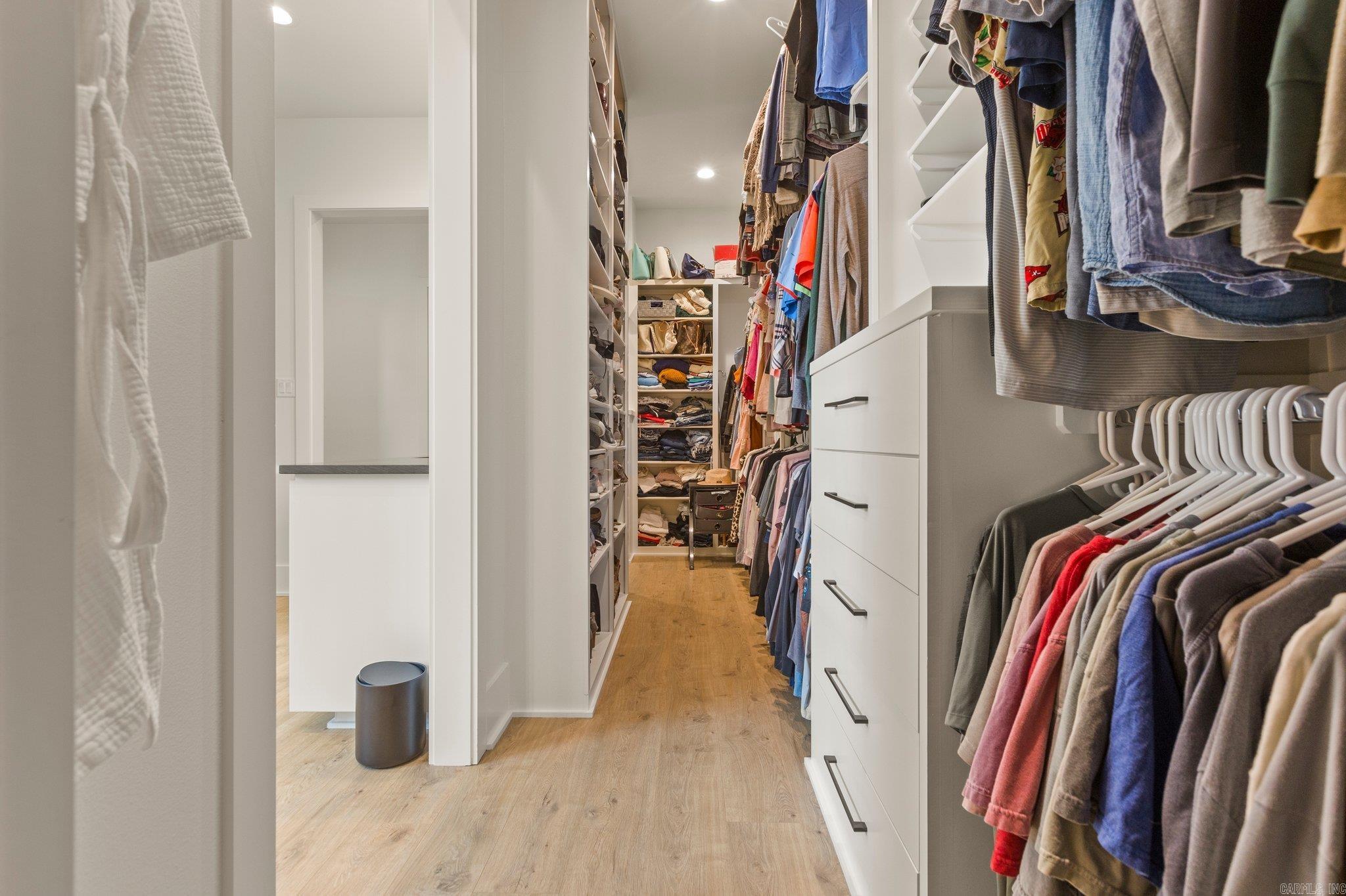 CHENAL VALLEY "FALSTONE COURT" - Residential