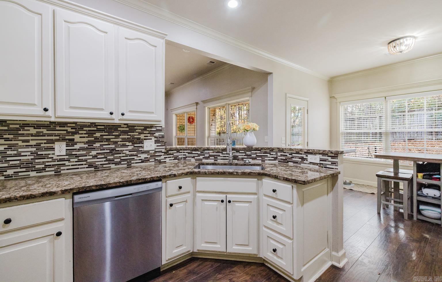 WATERS EDGE - Residential