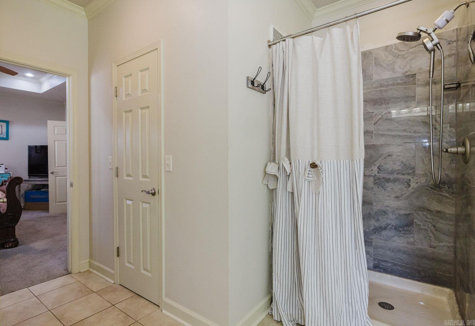 WATERS EDGE - Residential