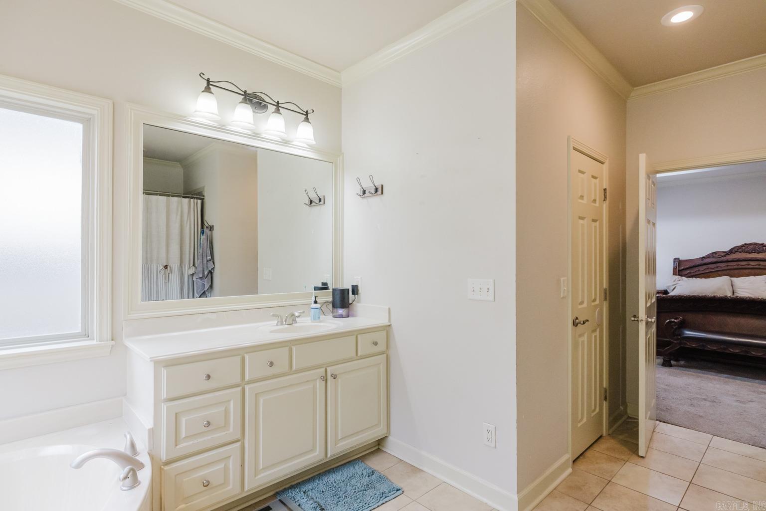 WATERS EDGE - Residential