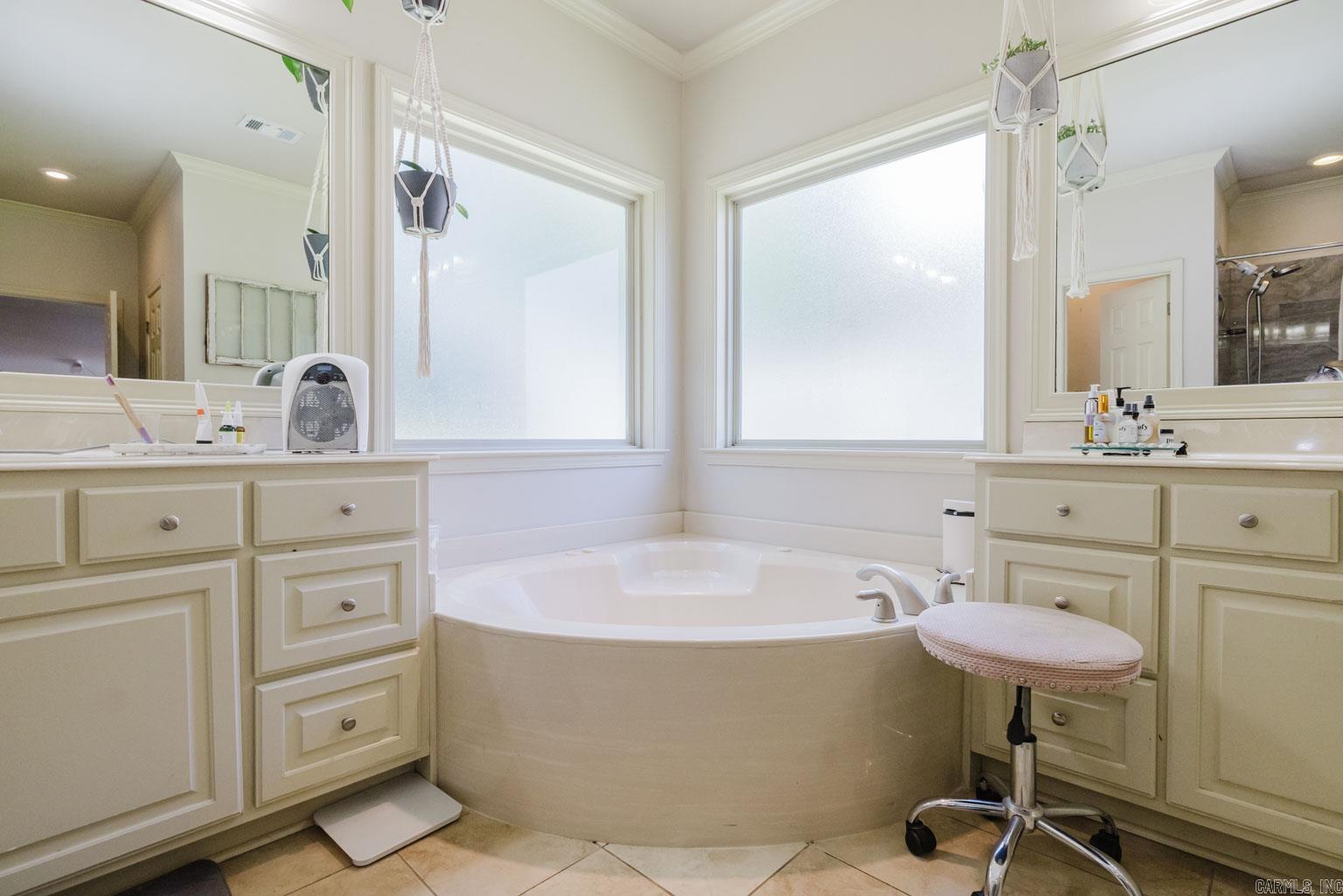 WATERS EDGE - Residential