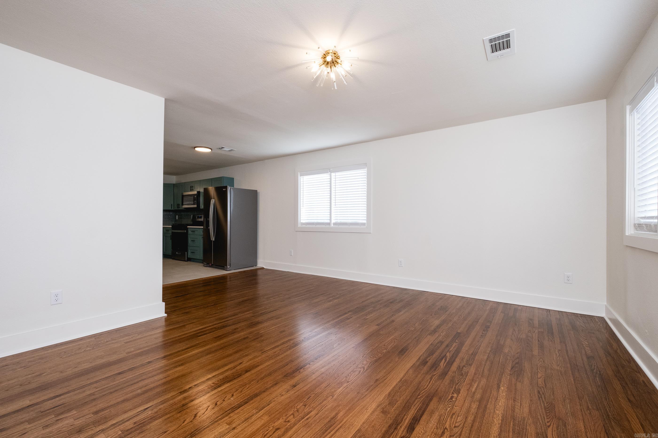 BELLEVUE - Residential