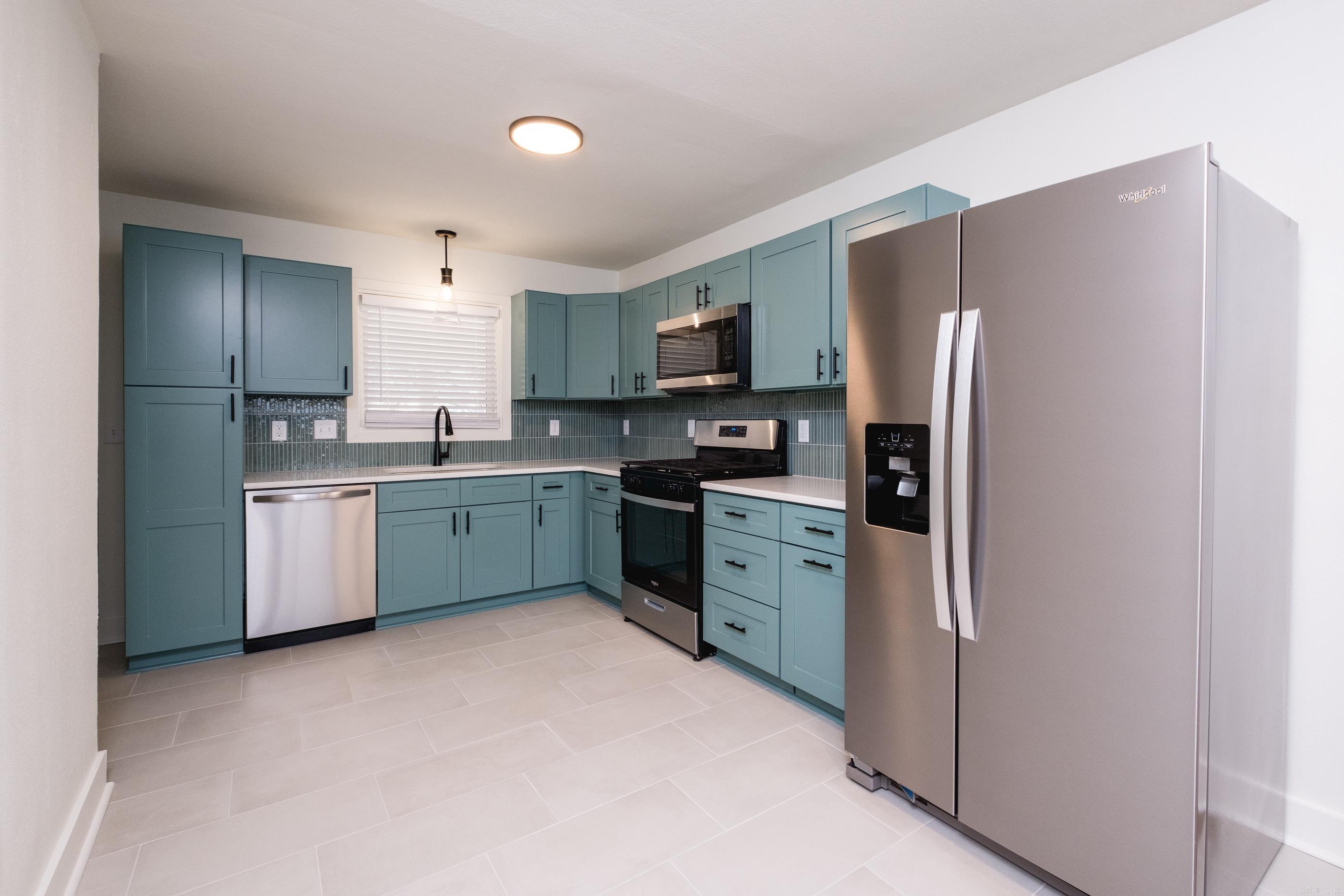 BELLEVUE - Residential