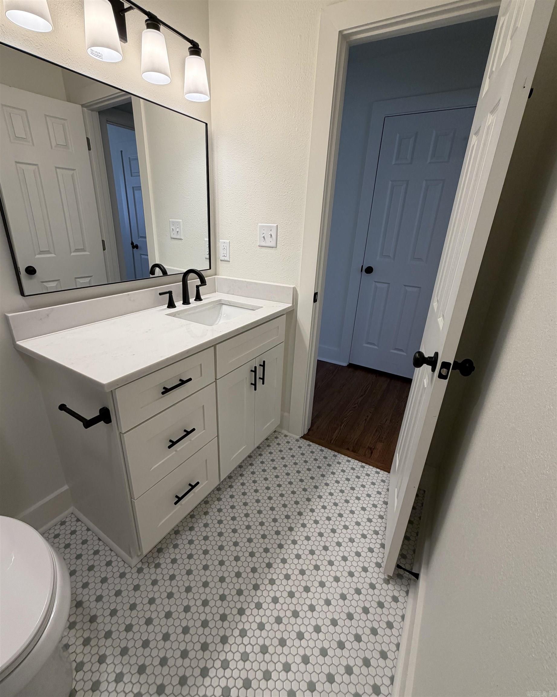 BELLEVUE - Residential