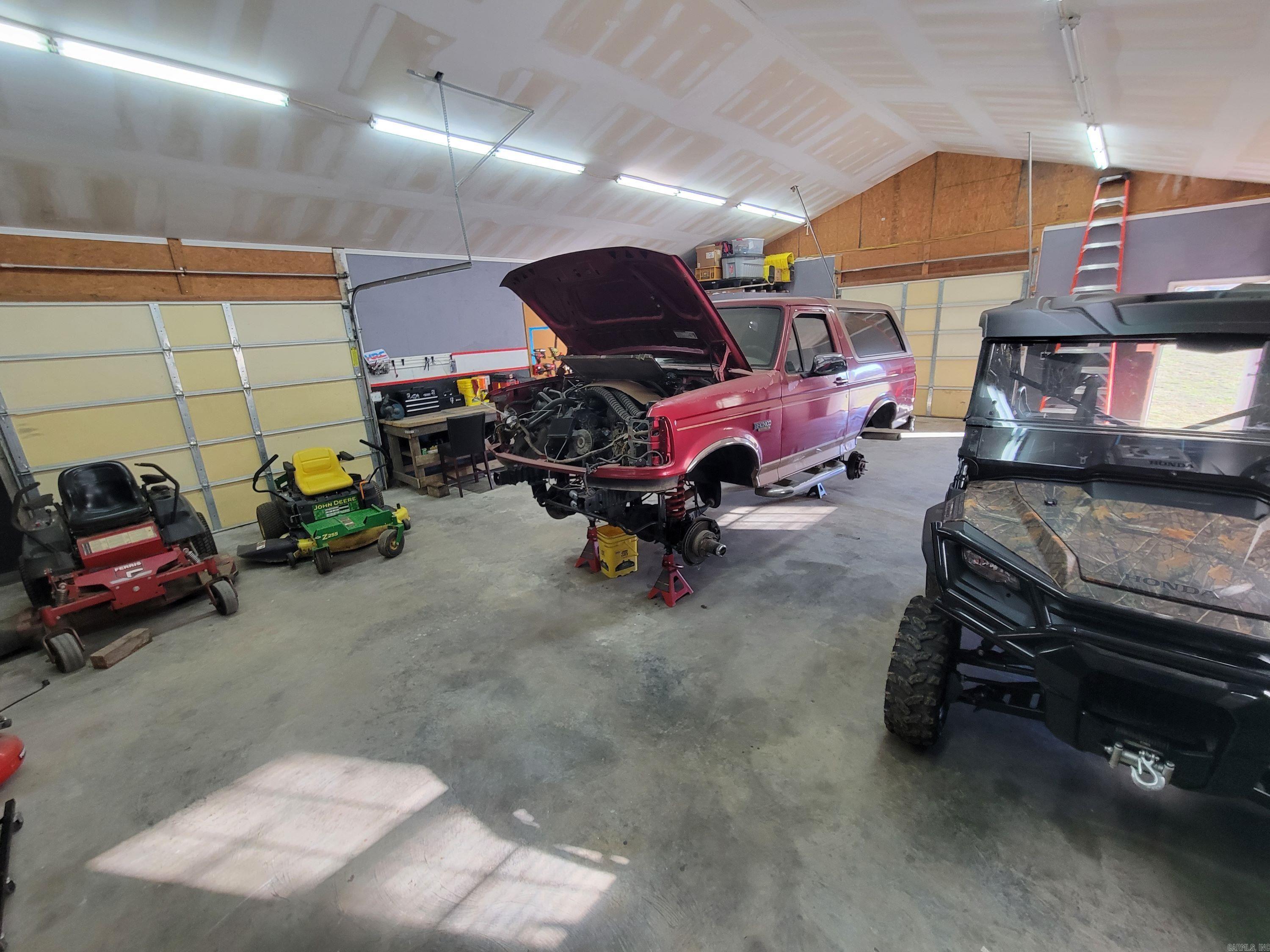 WOODHAVEN - Residential