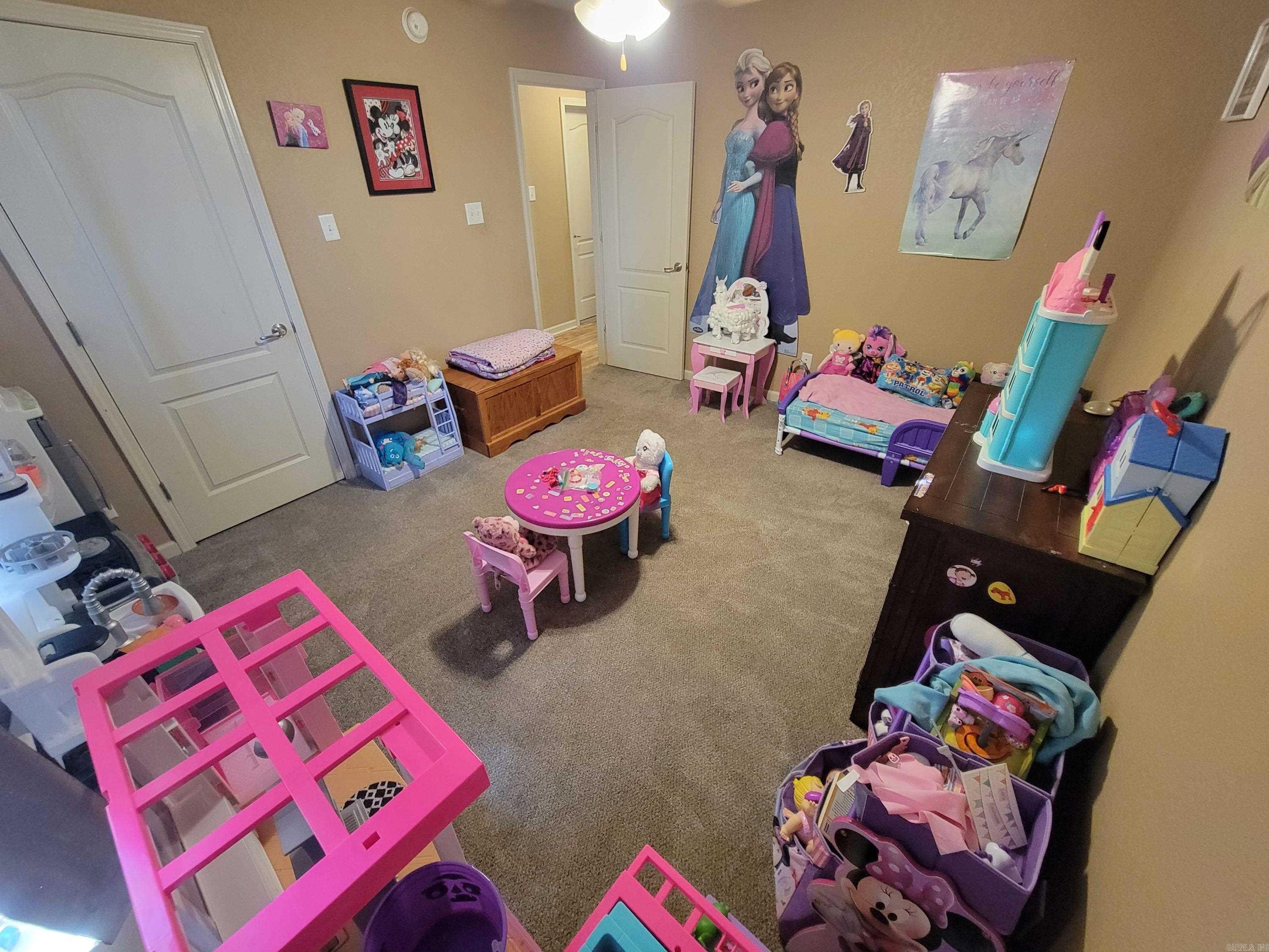 WOODHAVEN - Residential